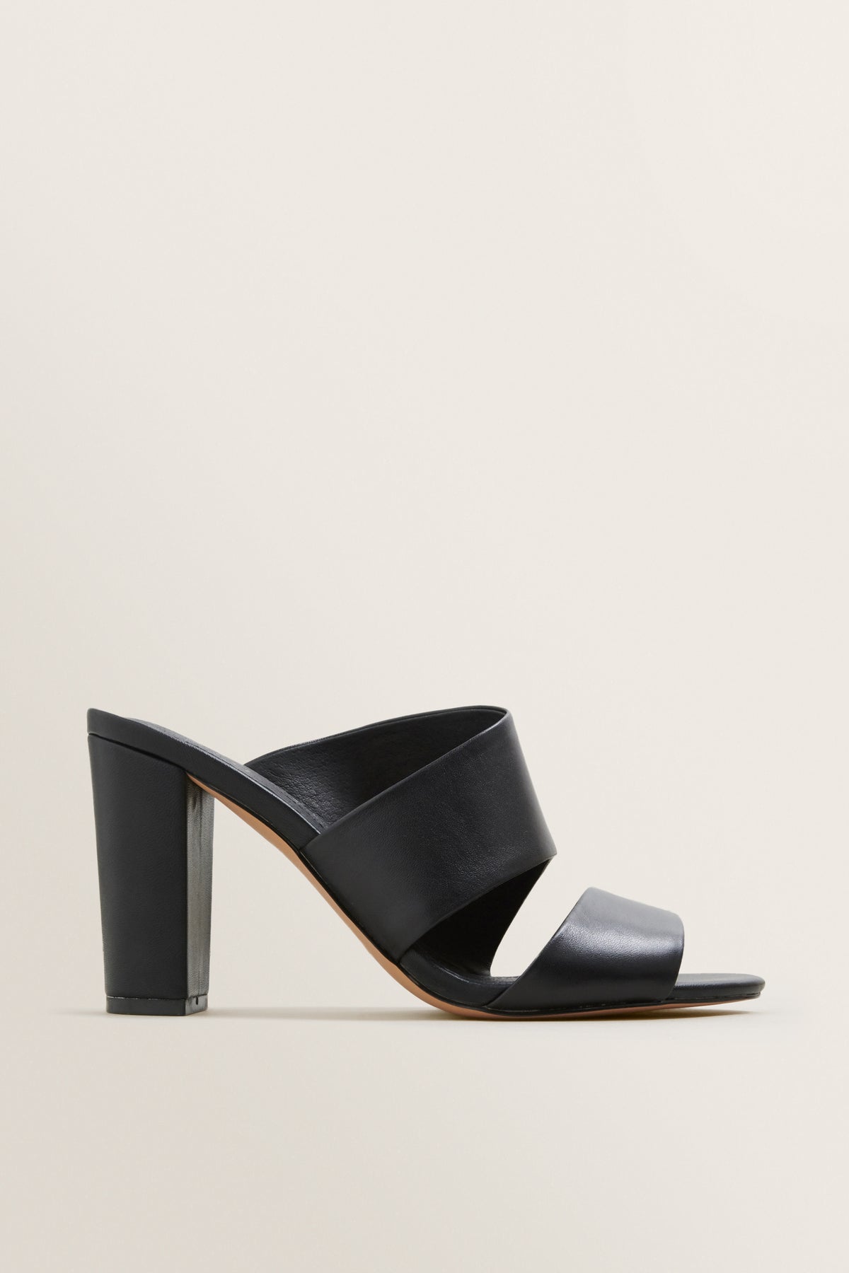Amanda Heel