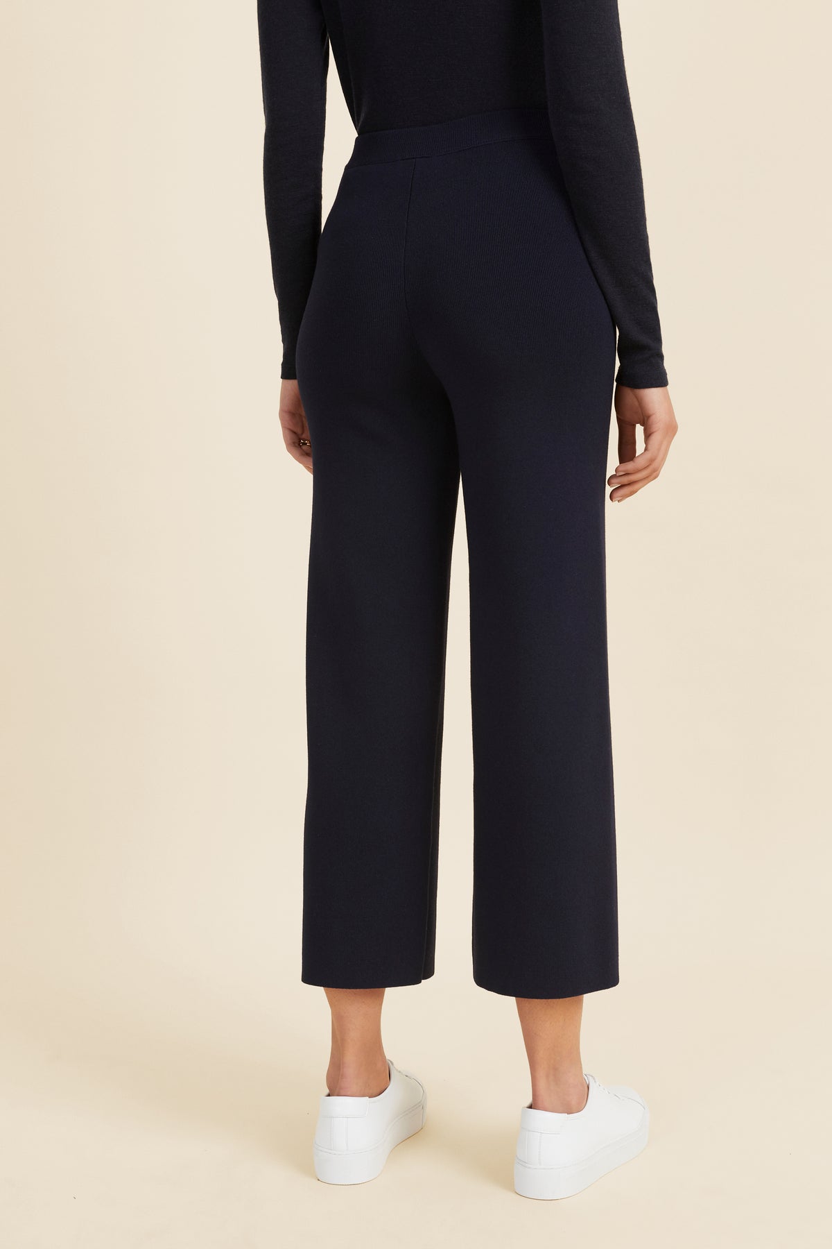 Crepe Knit Pant