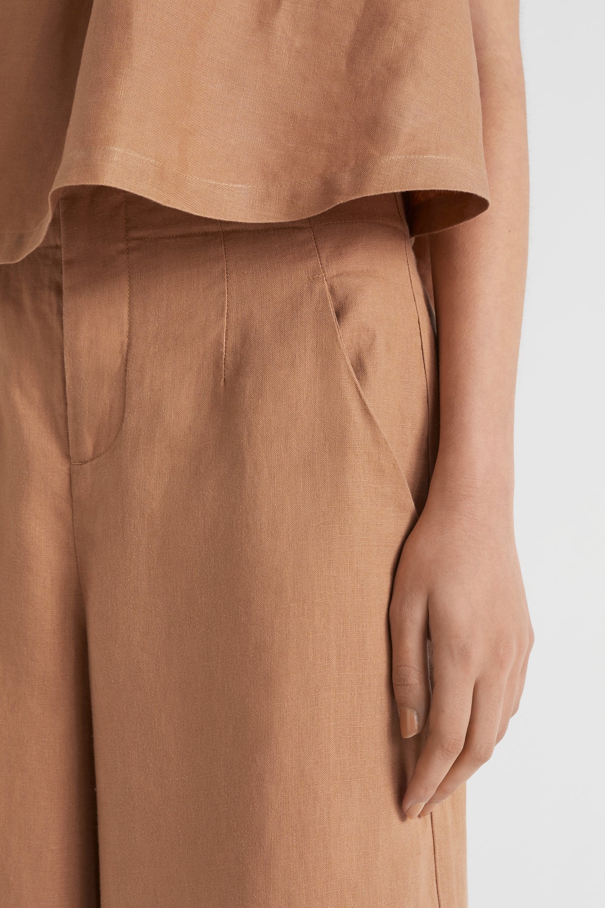 Core Linen Waisted Pant