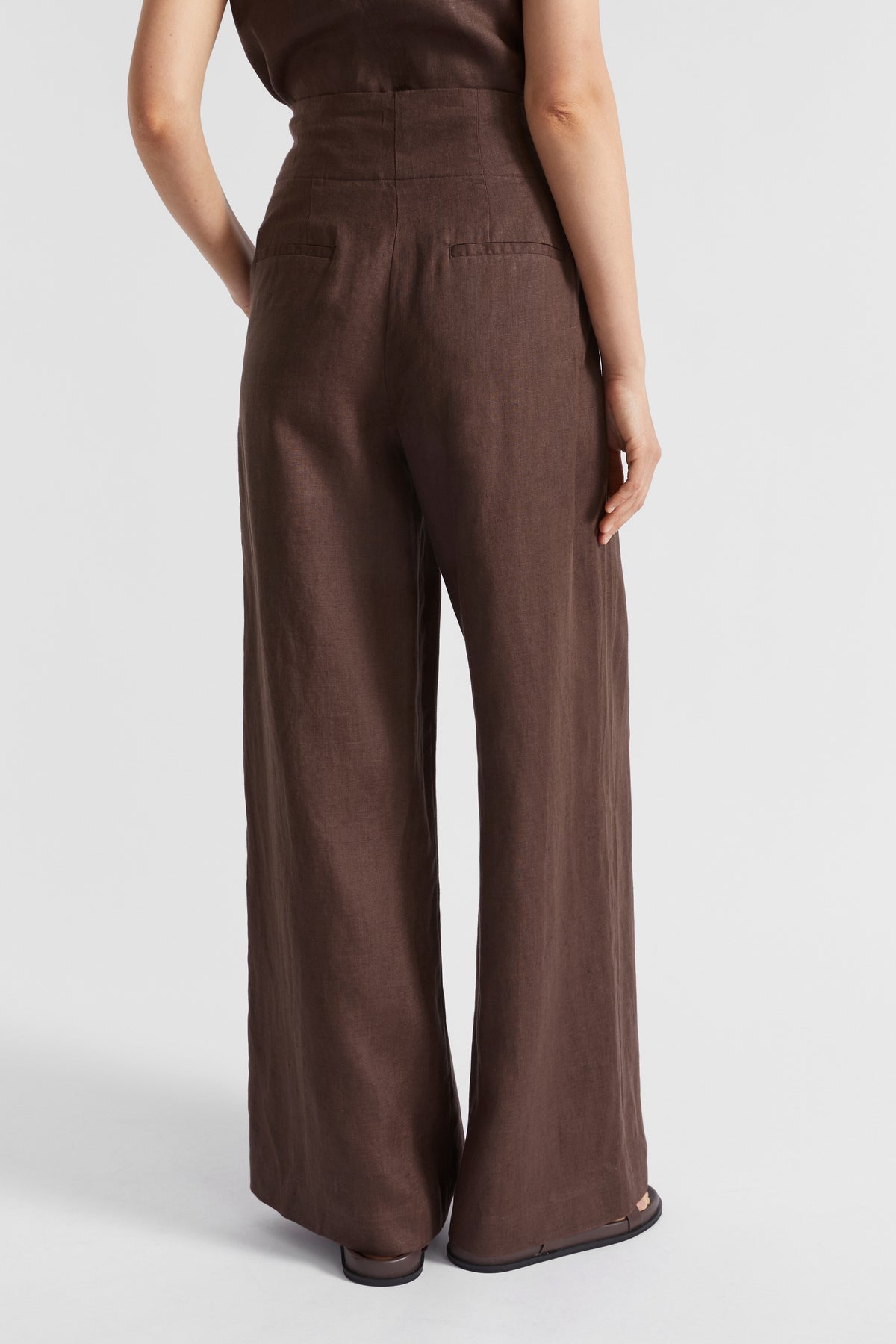 Core Linen Waisted Pant