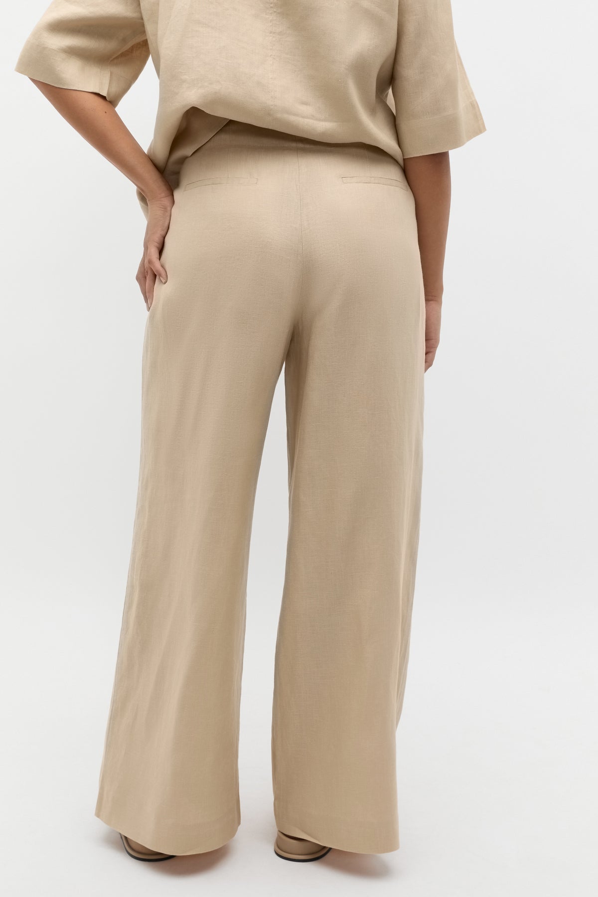 Core Linen Waisted Pant