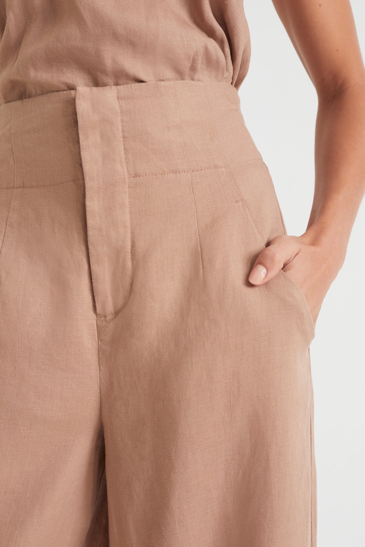 Core Linen Waisted Pant