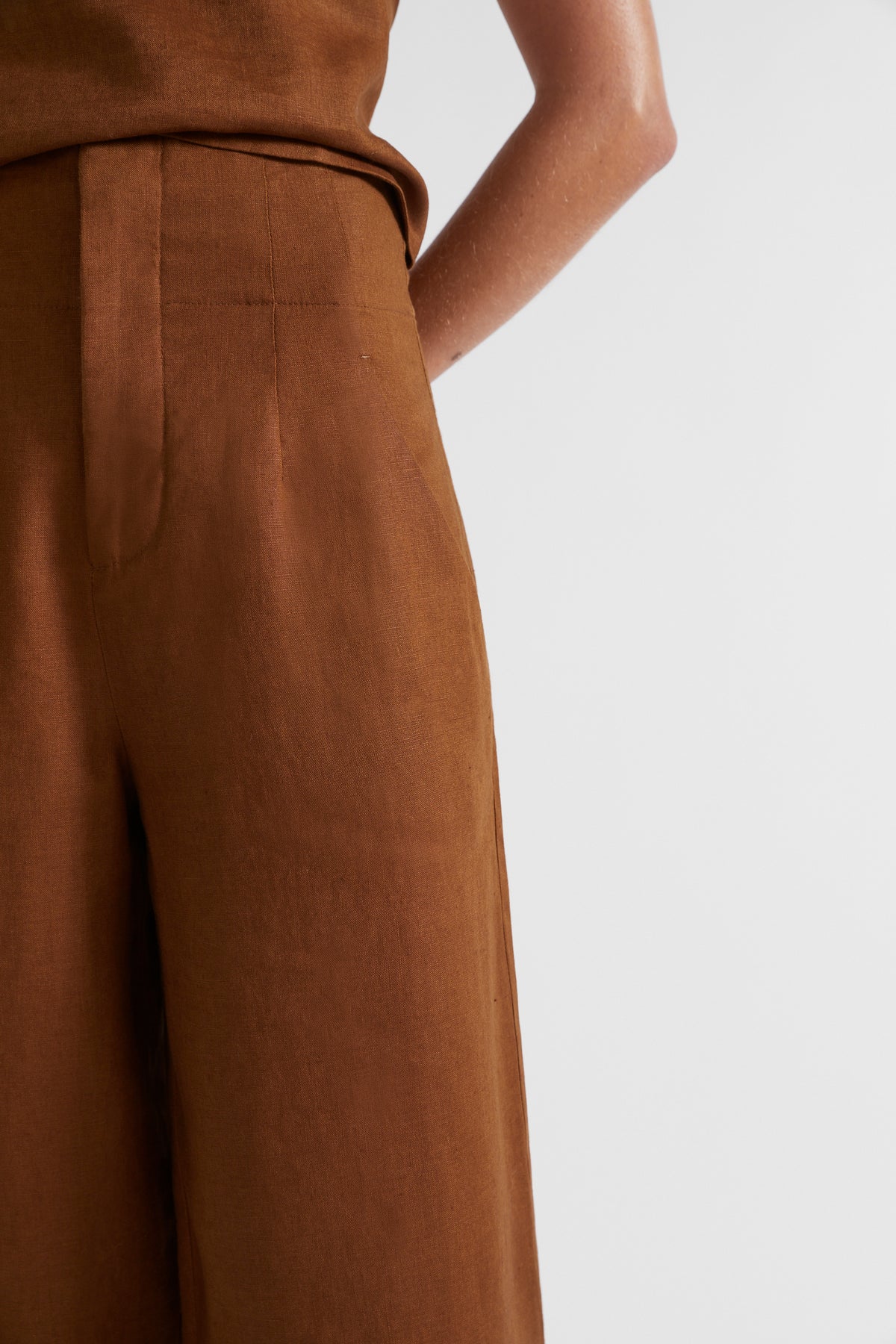 Core Linen Waisted Pant