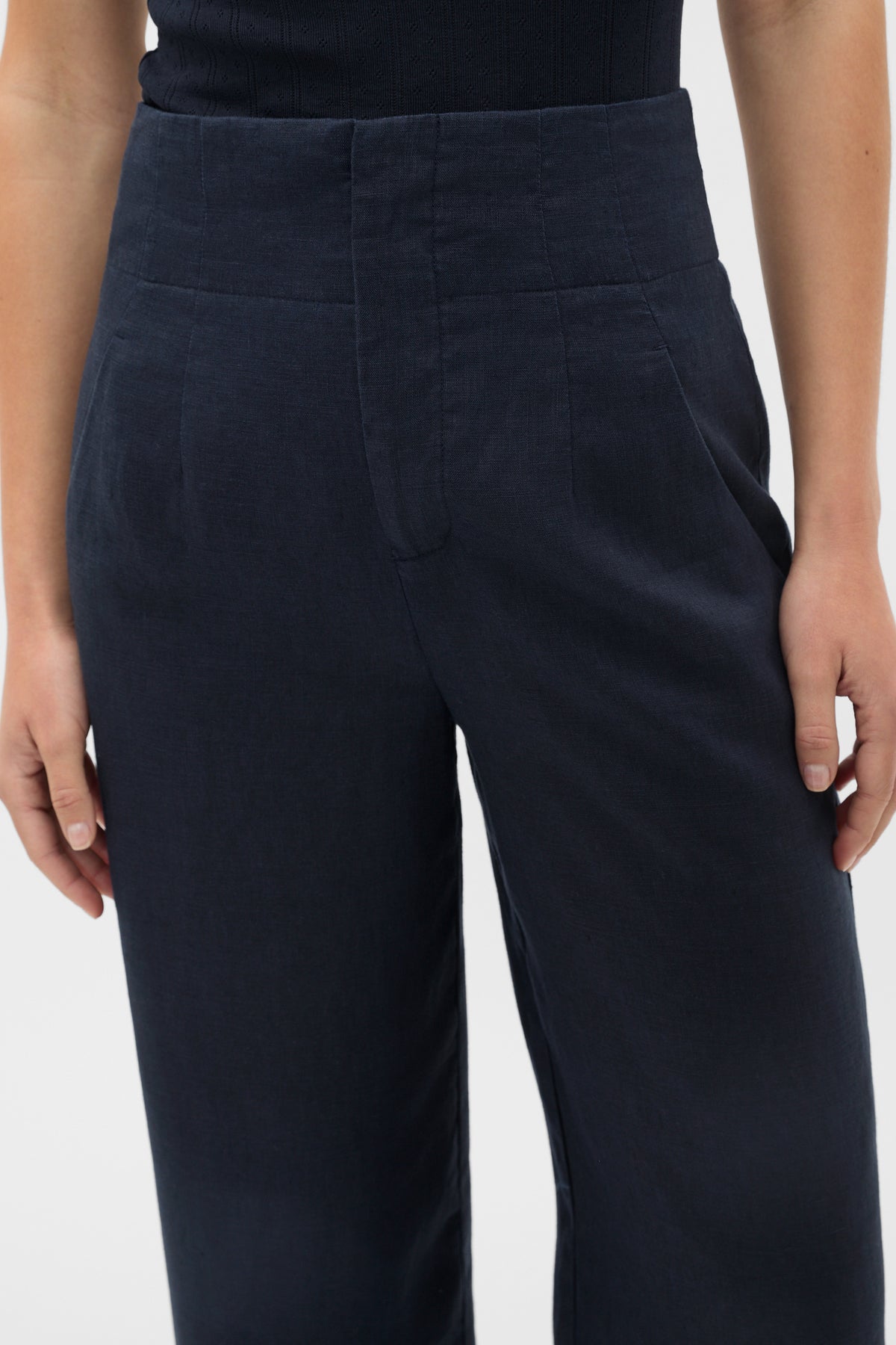 Core Linen Waisted Pant