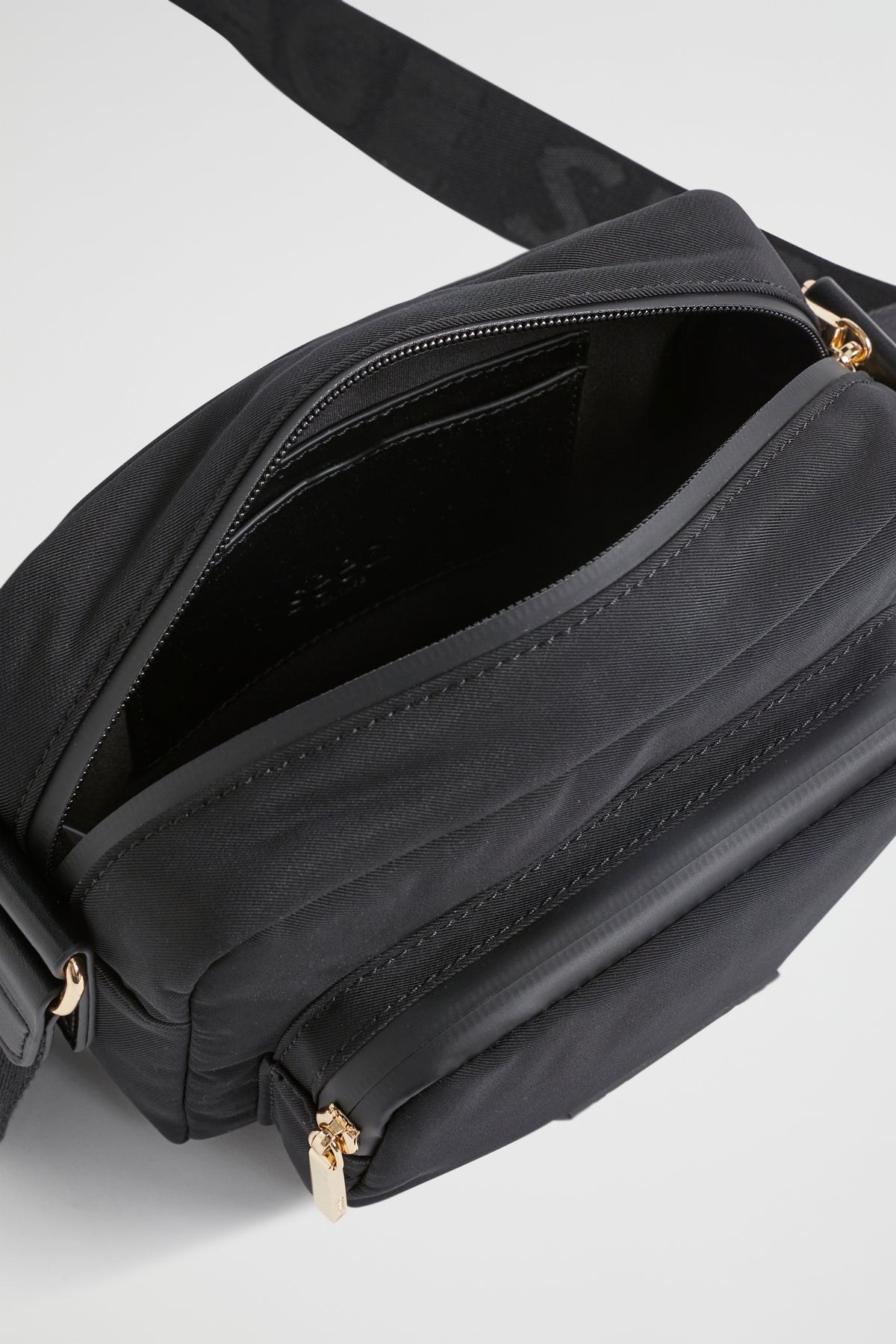 Heritage Logo Camera Bag