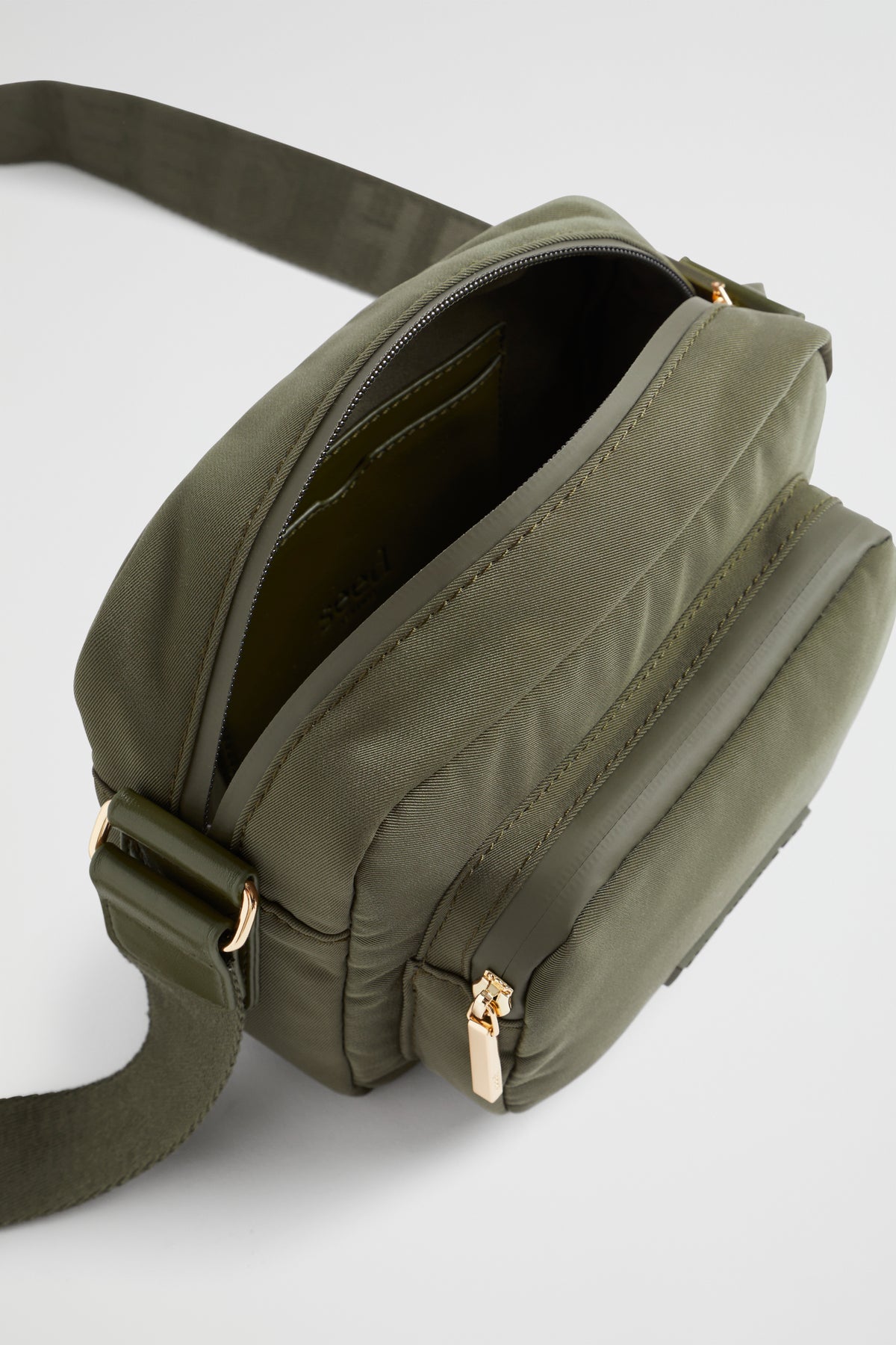 Heritage Logo Camera Bag