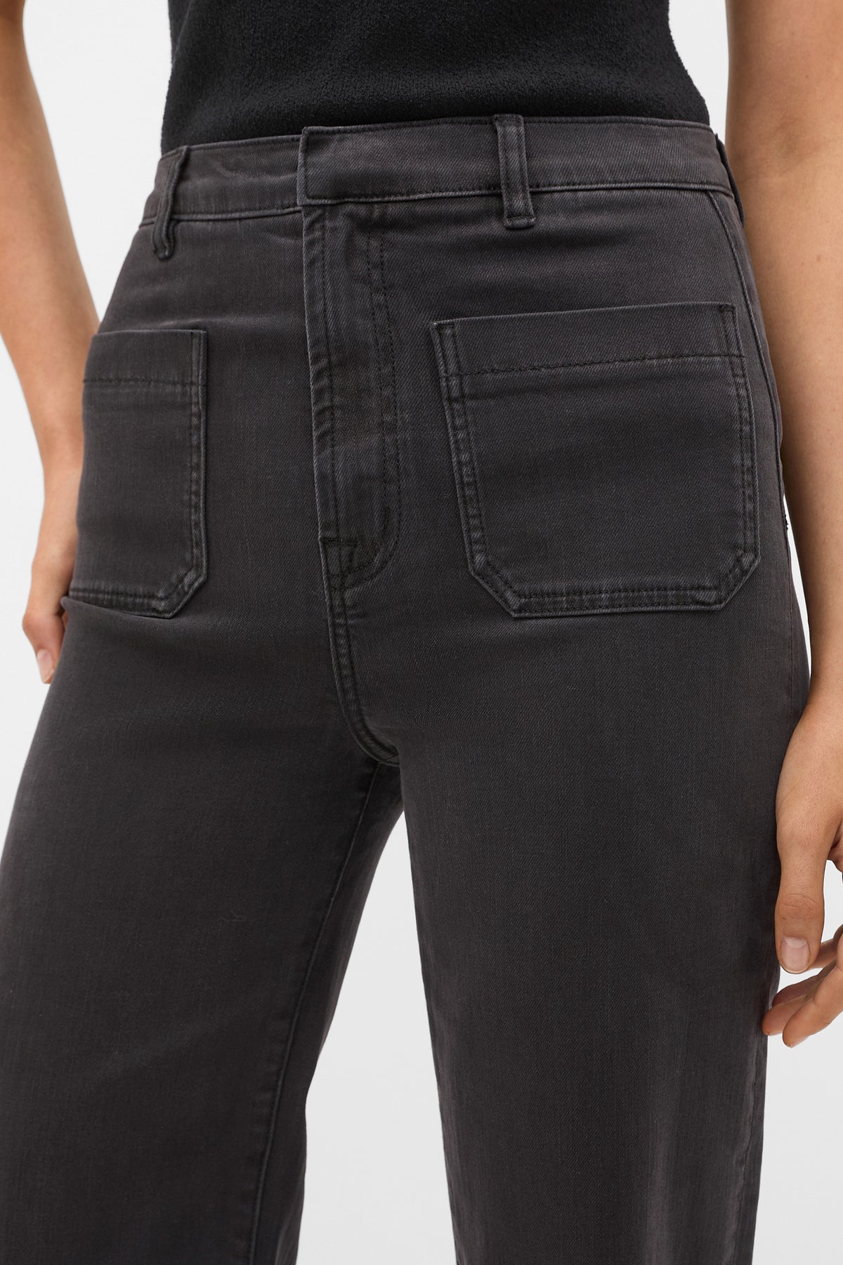 Core Wide Leg Pocket Jean