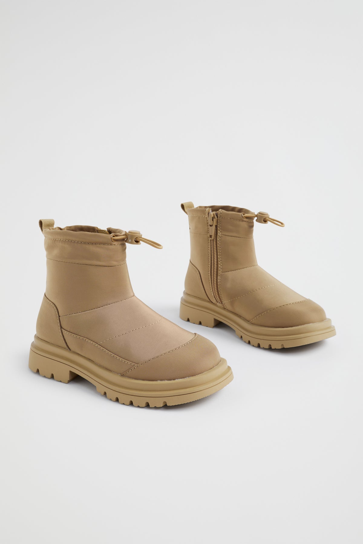 Nylon Winter Boot