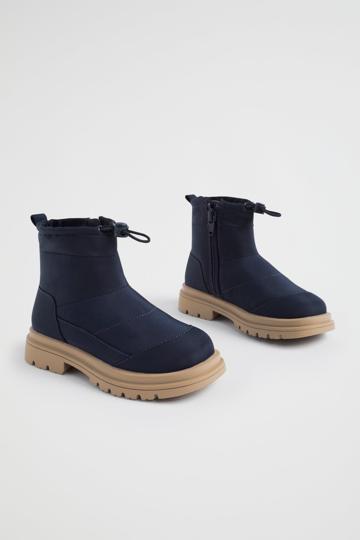Nylon Winter Boot