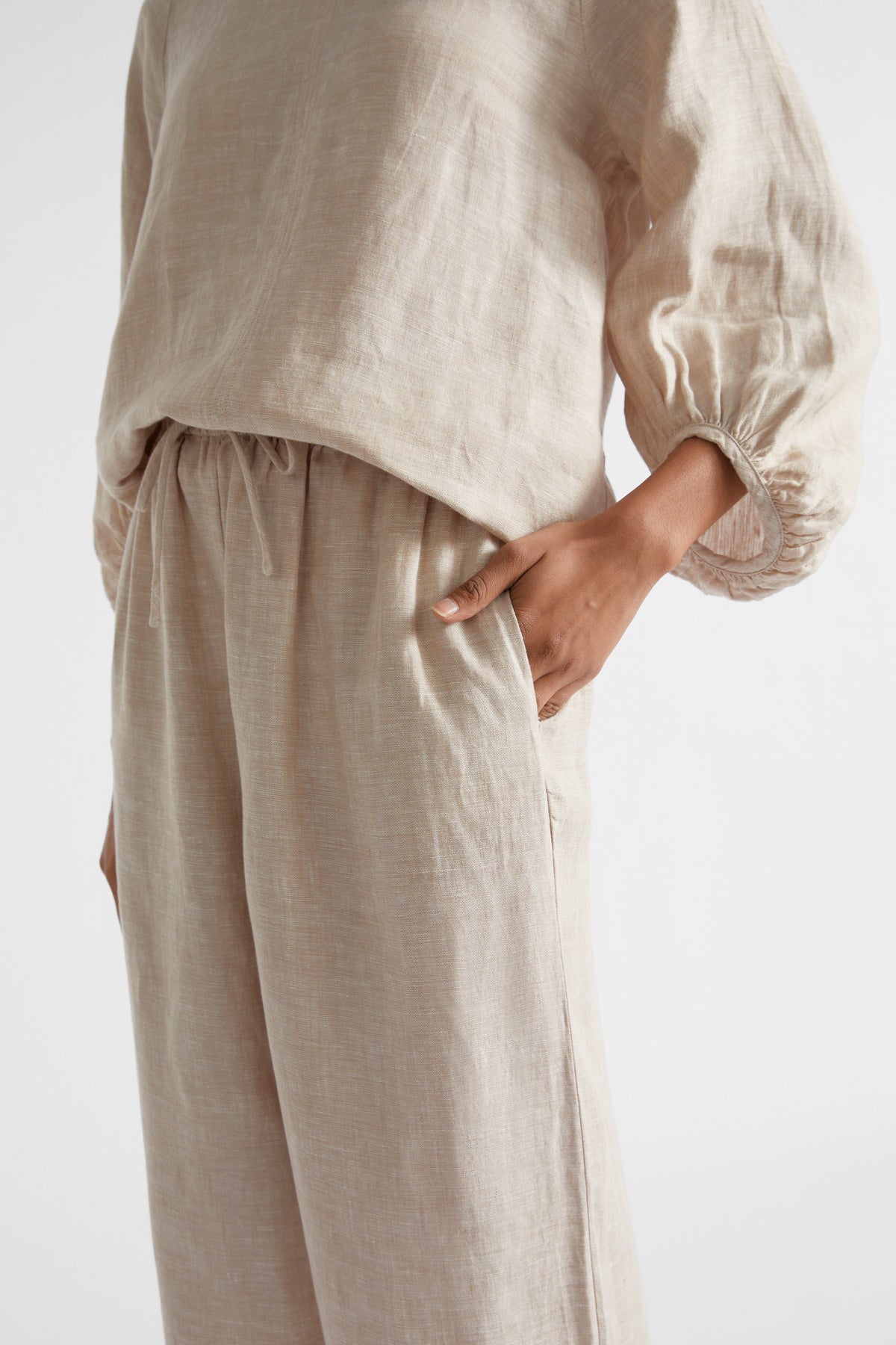 Core Linen Wide Leg Tie Pant