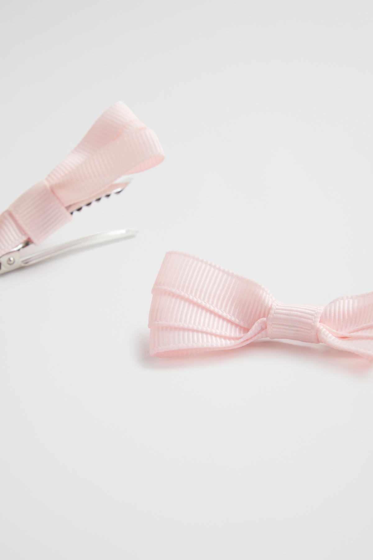 Grosgrain Bow Duck Clip