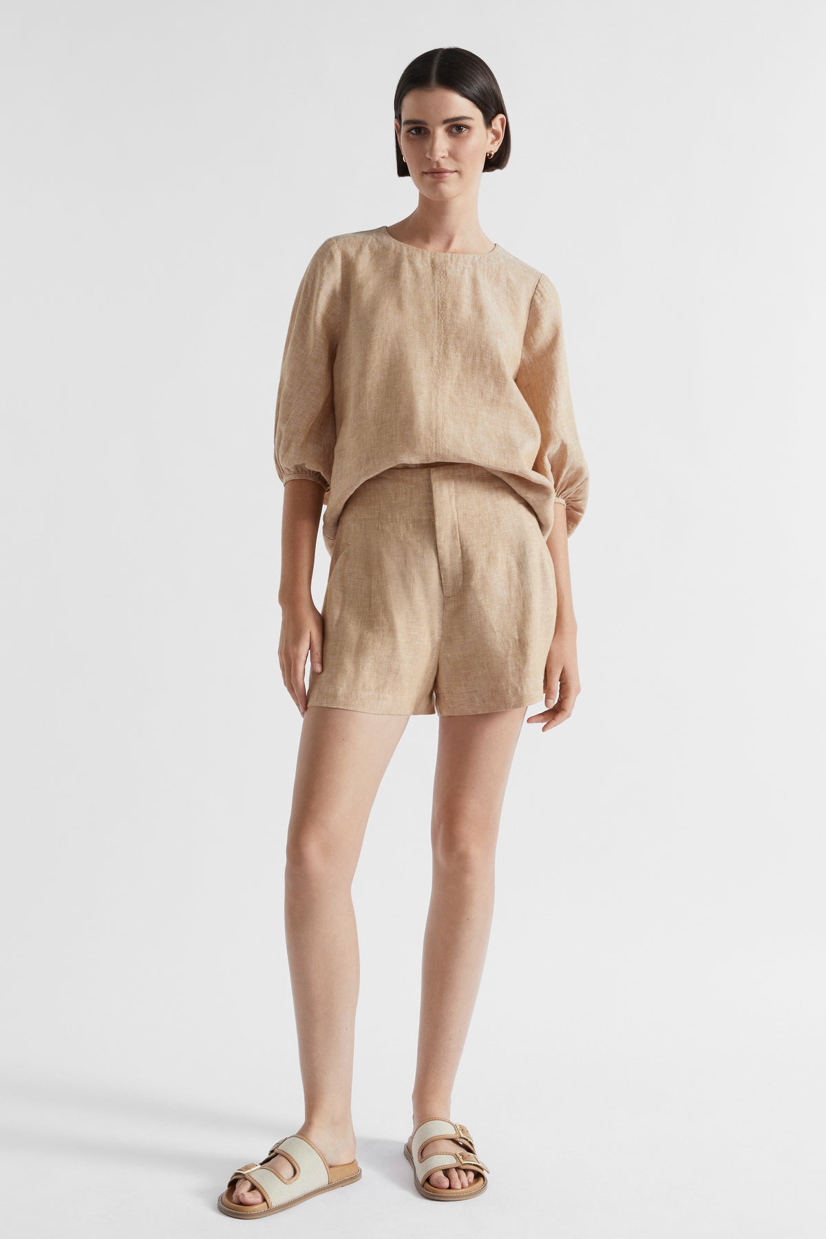 Core Linen Waisted Short