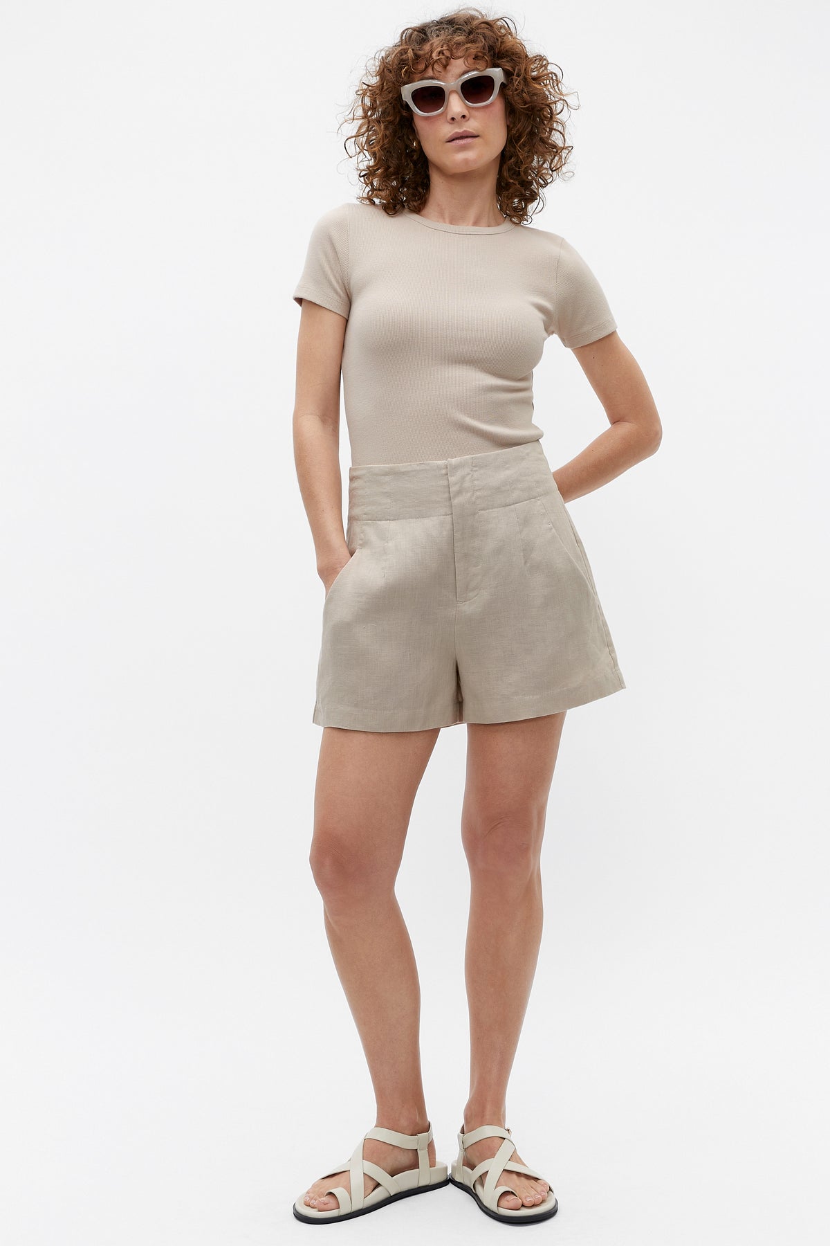 Core Linen Waisted Short