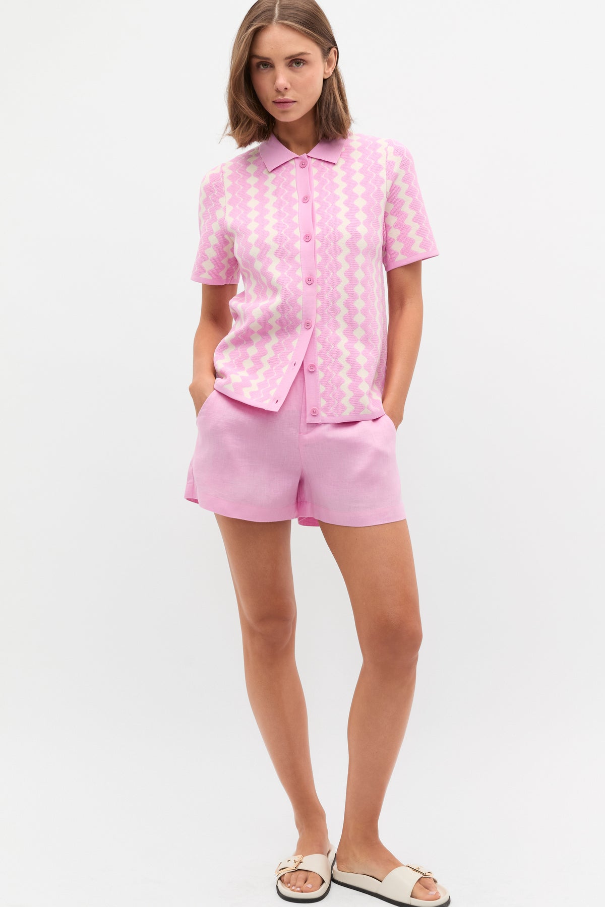 Core Linen Waisted Short