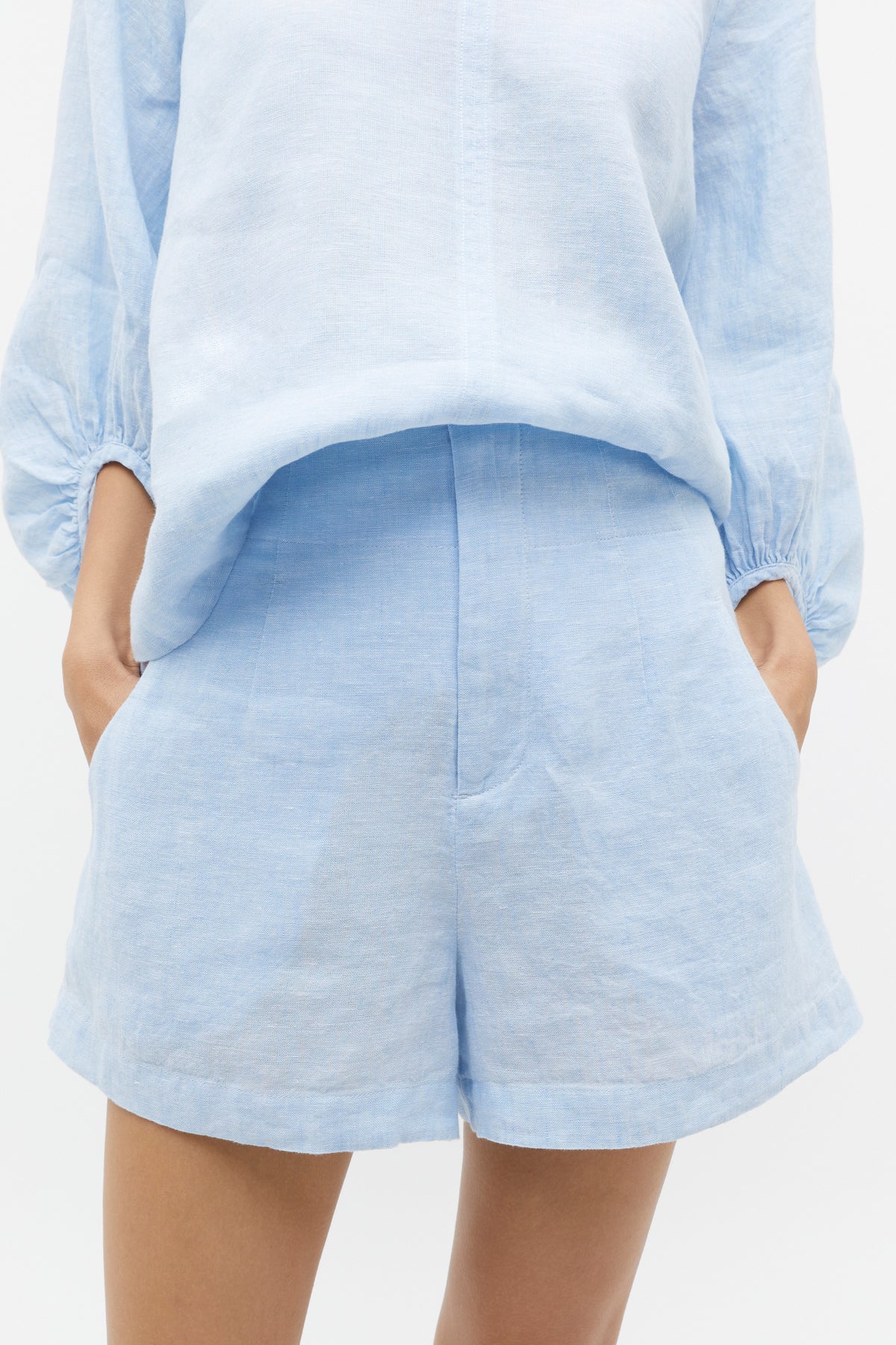 Core Linen Waisted Short