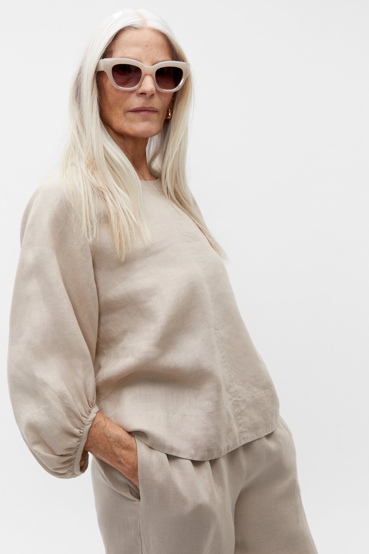 Core Linen Balloon Sleeve Top