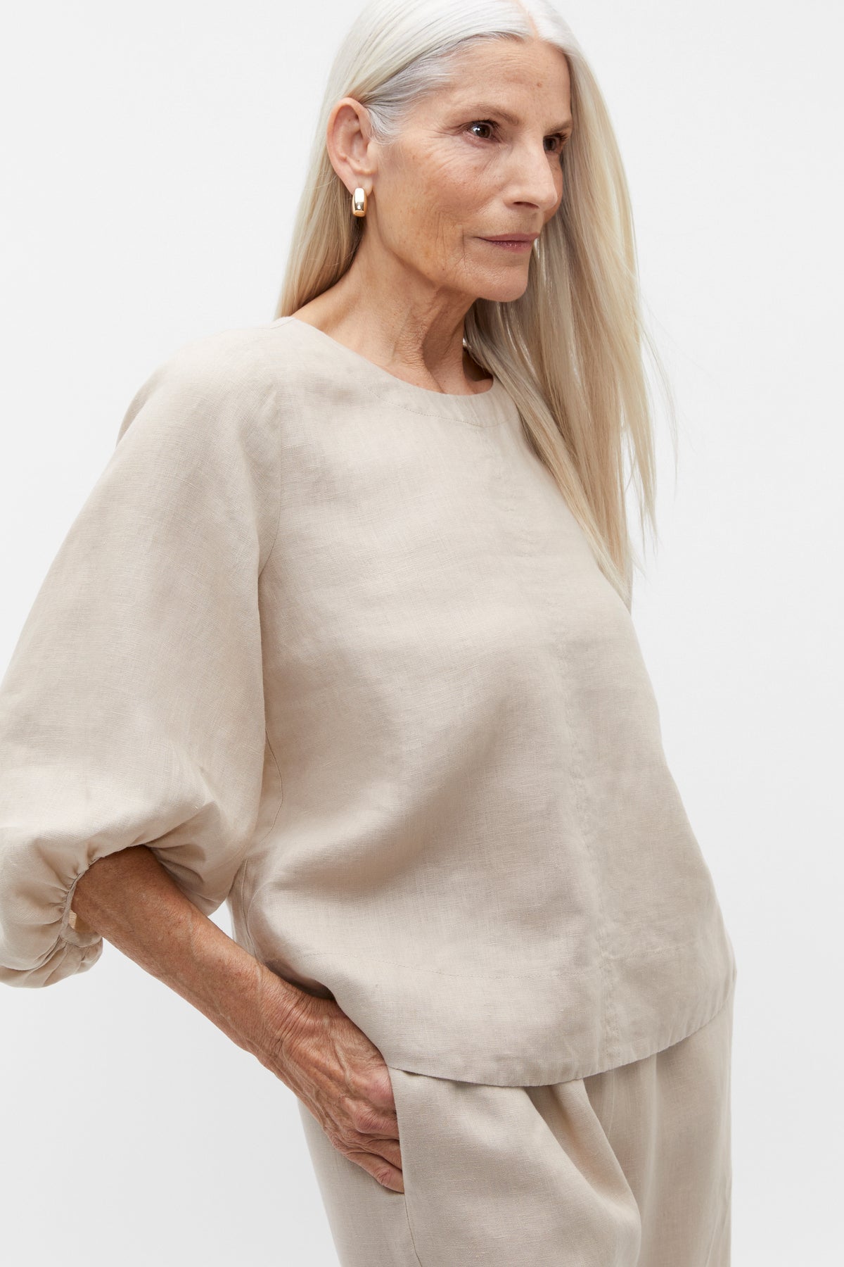 Core Linen Balloon Sleeve Top