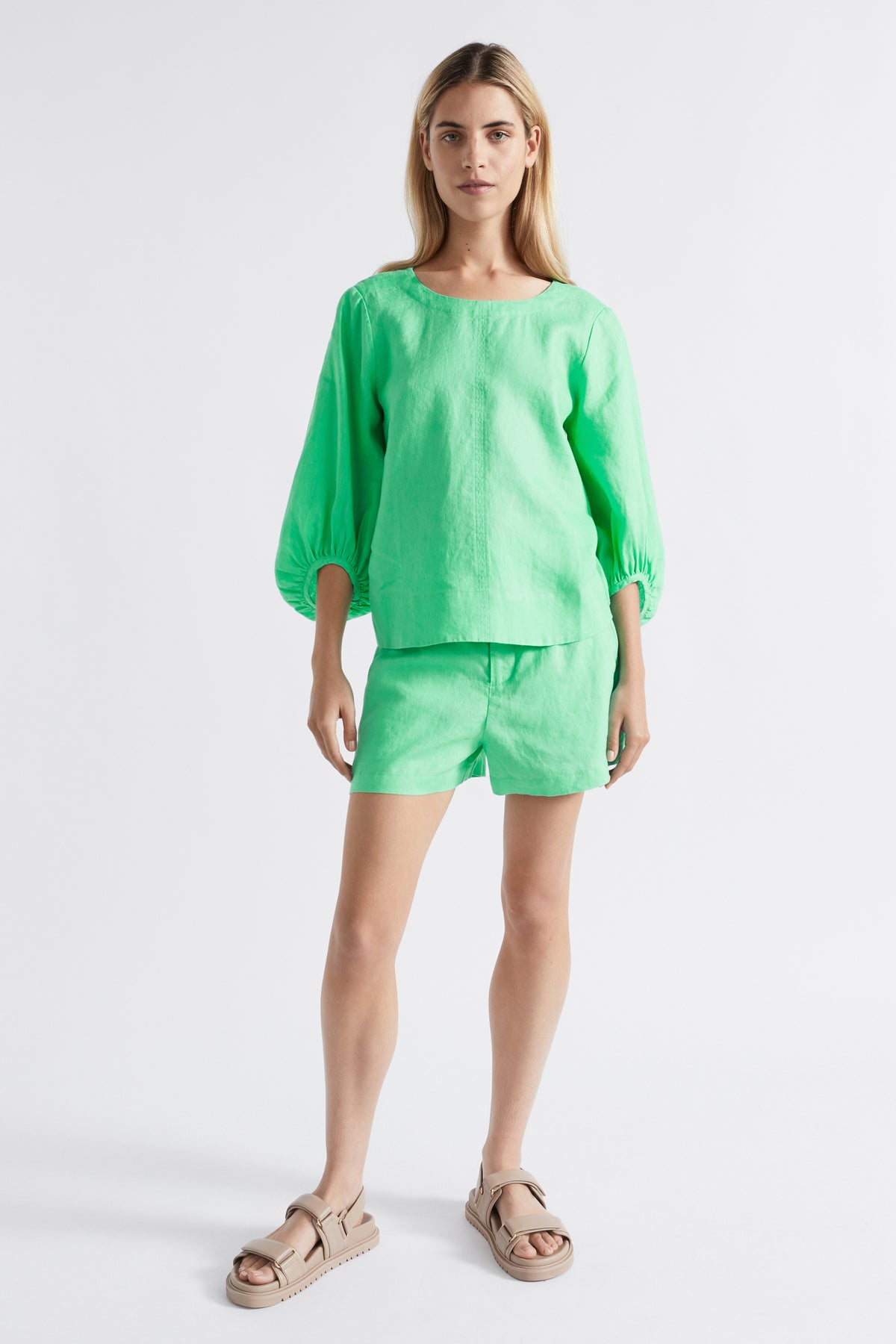 Core Linen Balloon Sleeve Top