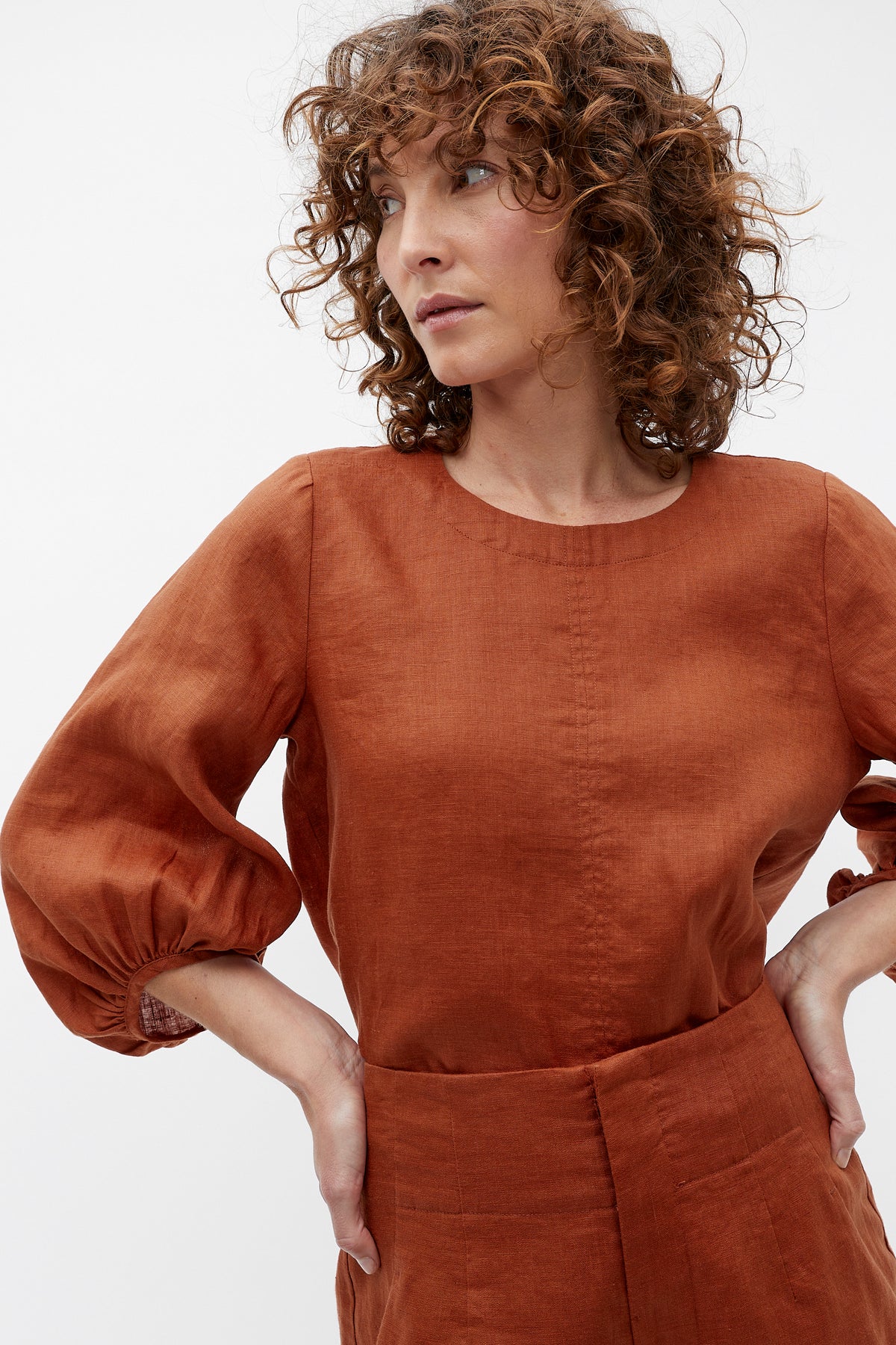 Core Linen Balloon Sleeve Top