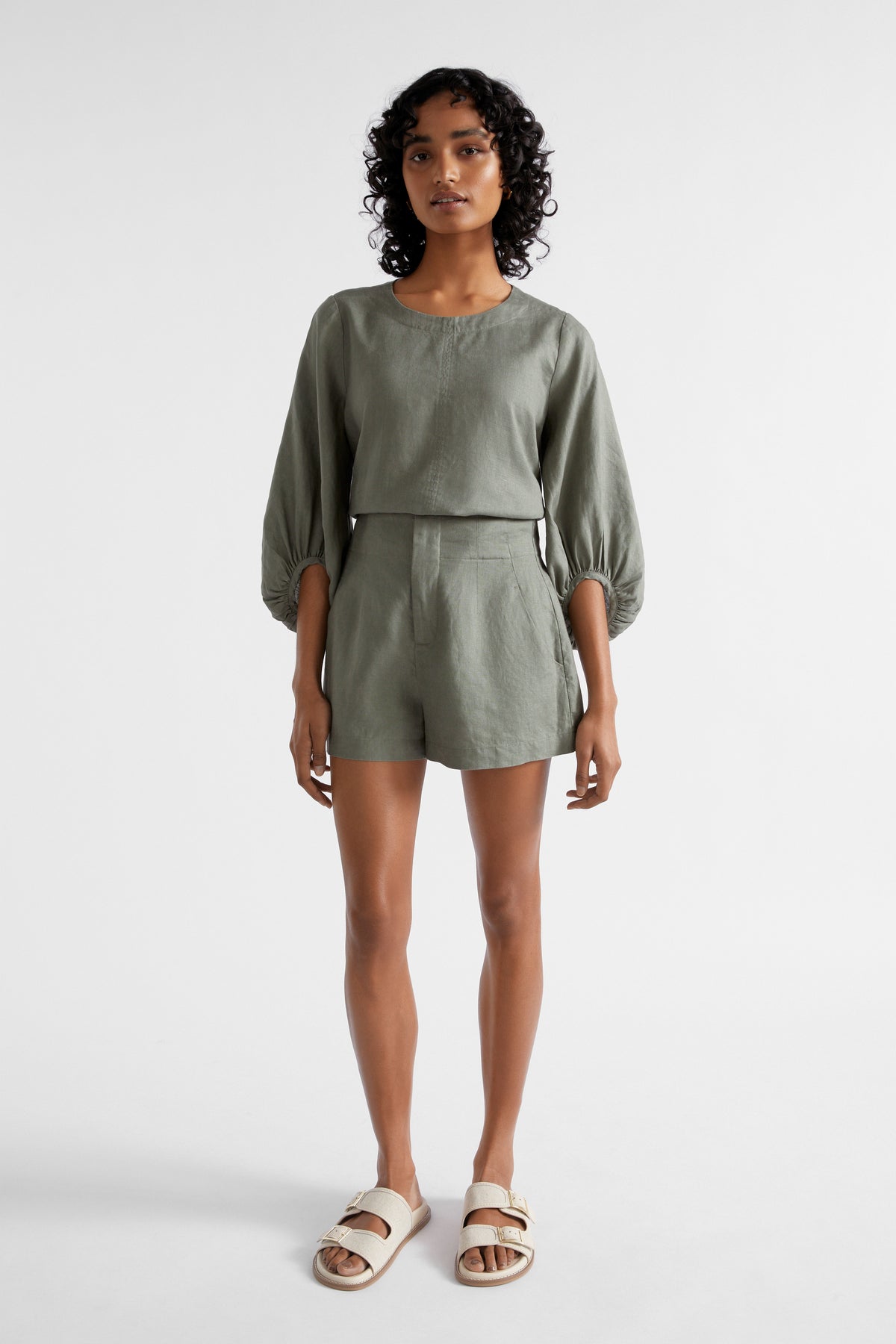 Core Linen Balloon Sleeve Top