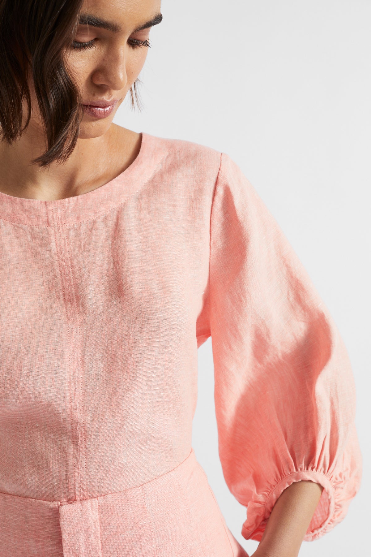 Core Linen Balloon Sleeve Top