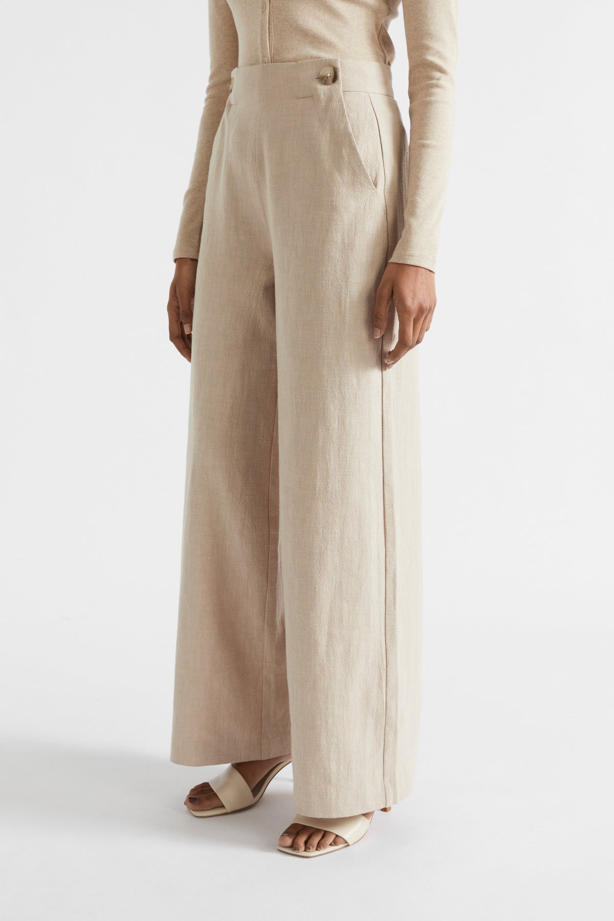 Textured Button Detail Pant