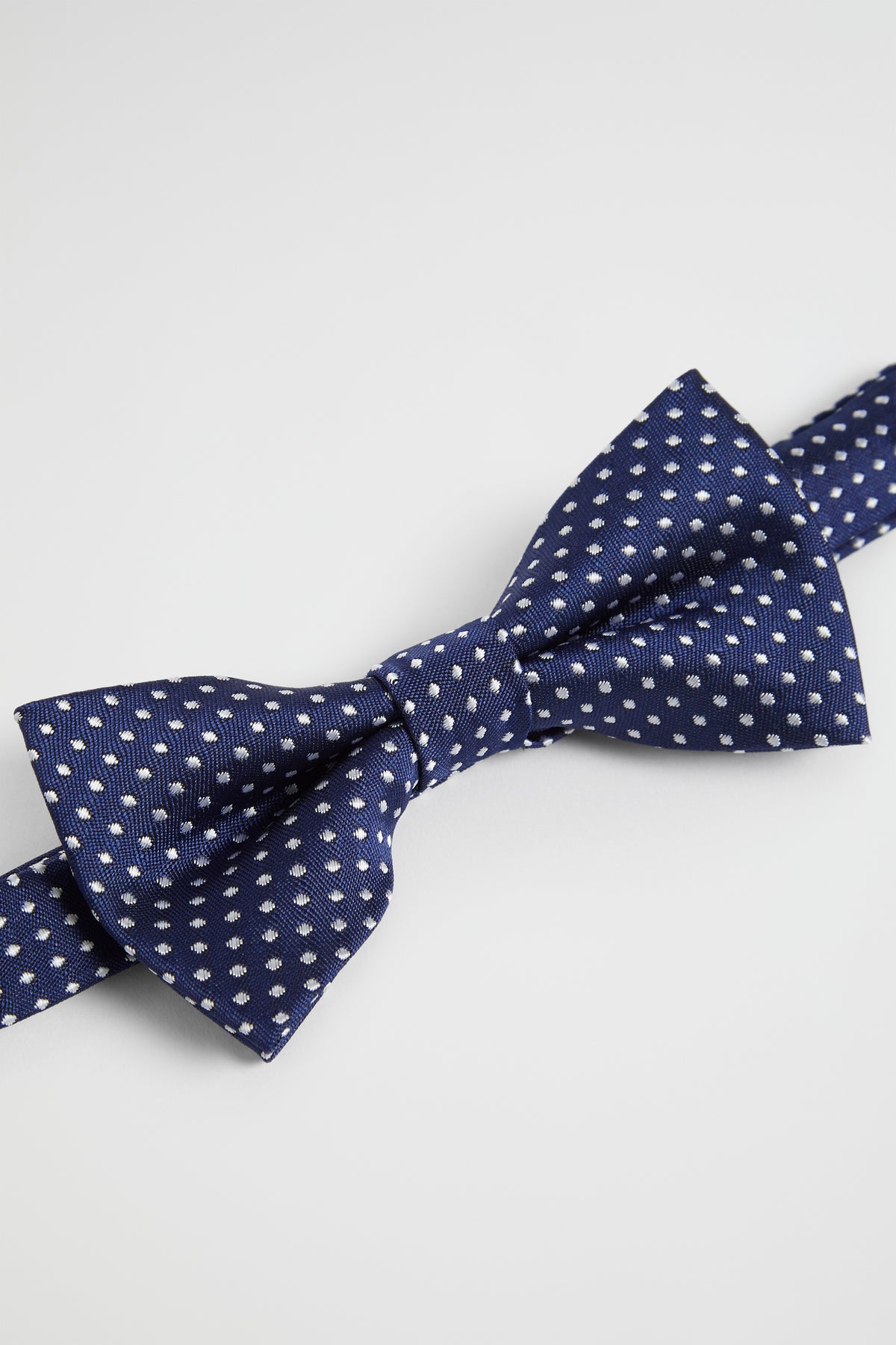 Spot Bowtie