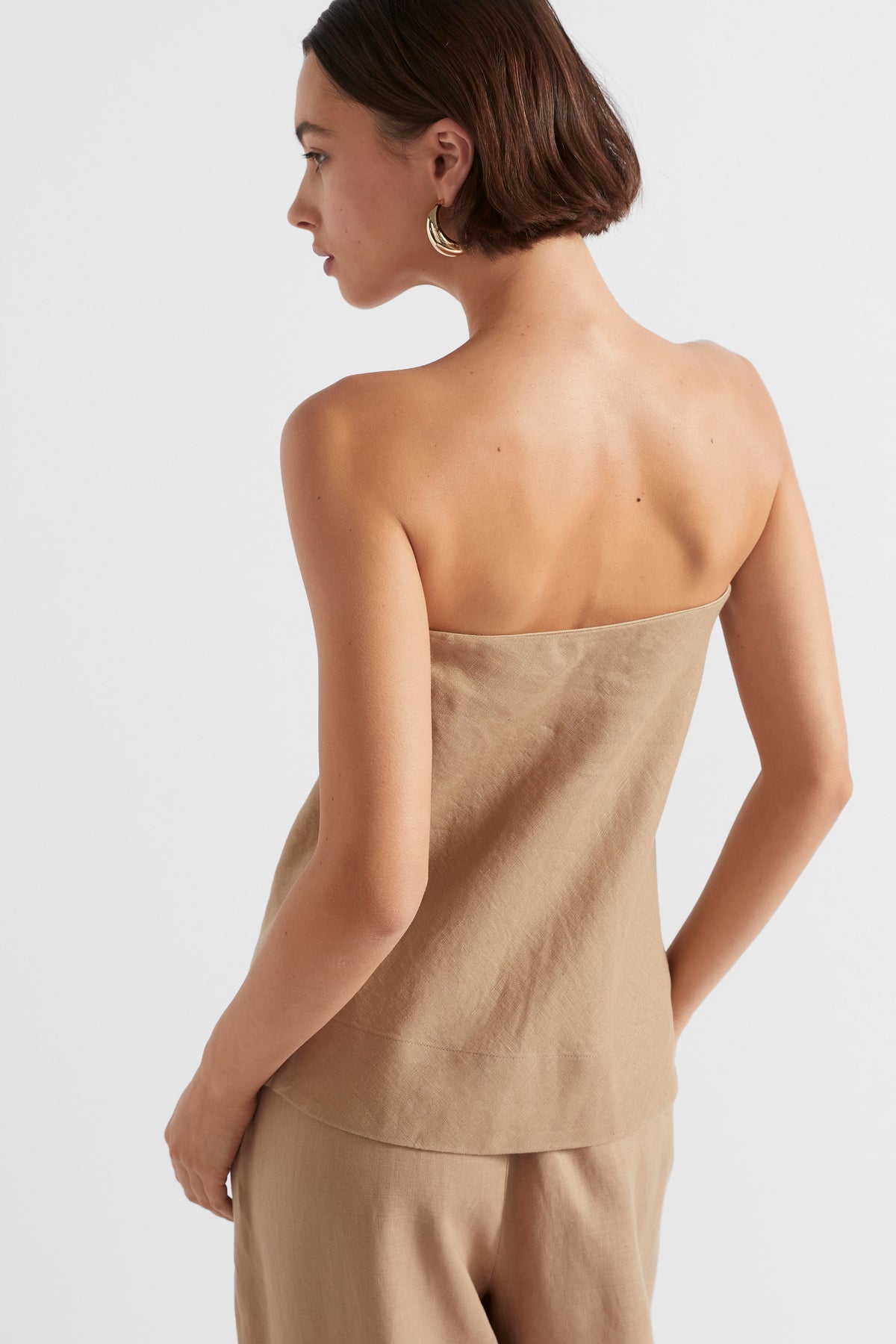 Core Linen Strapless Top
