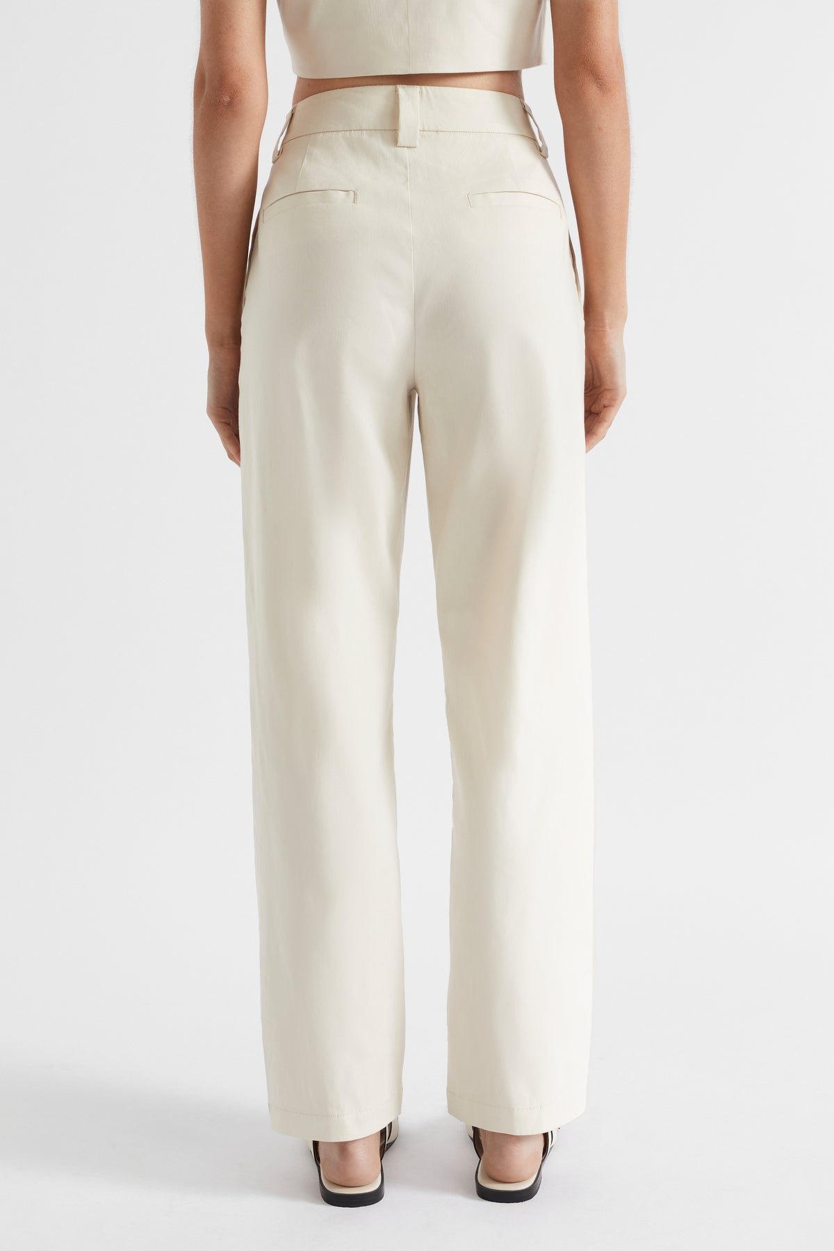 Pleat Front Trouser