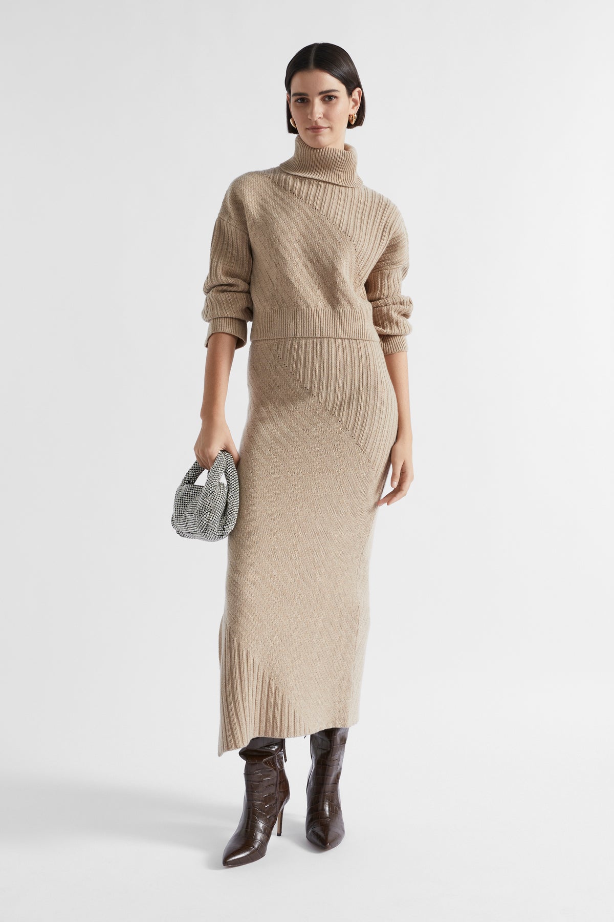 Diagonal Rib Skirt