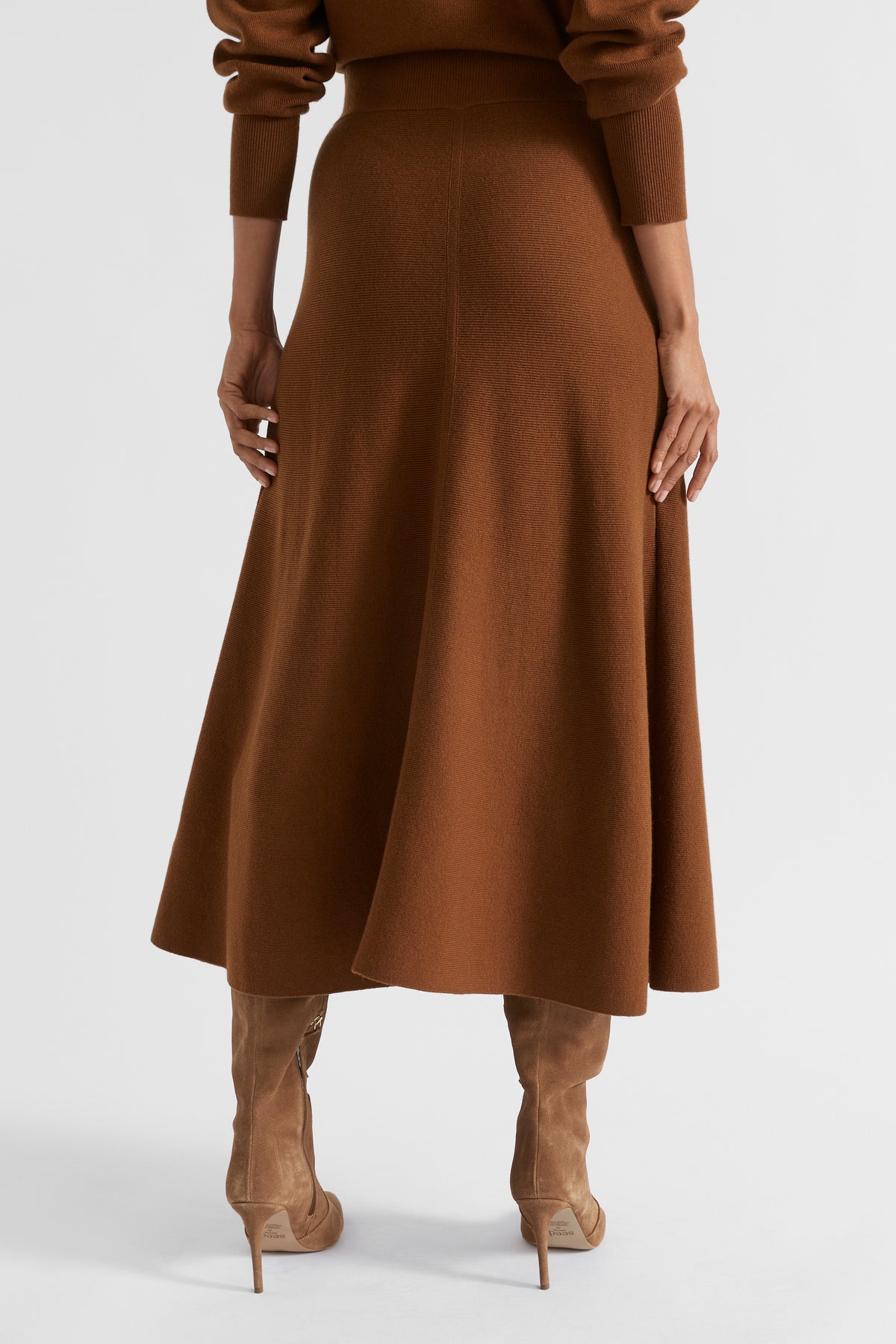 Relaxed Knit Skirt
