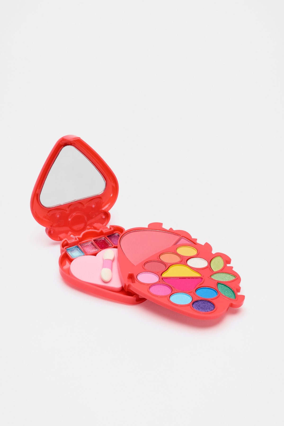 Strawberry Tiered Makeup Kit