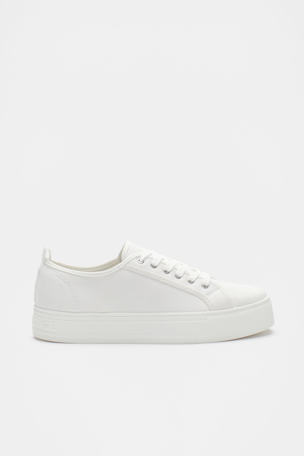 Selena Sneaker