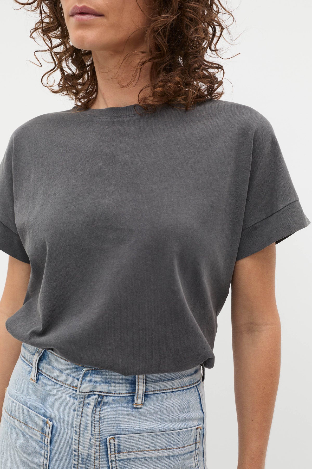 Core Longline Tee