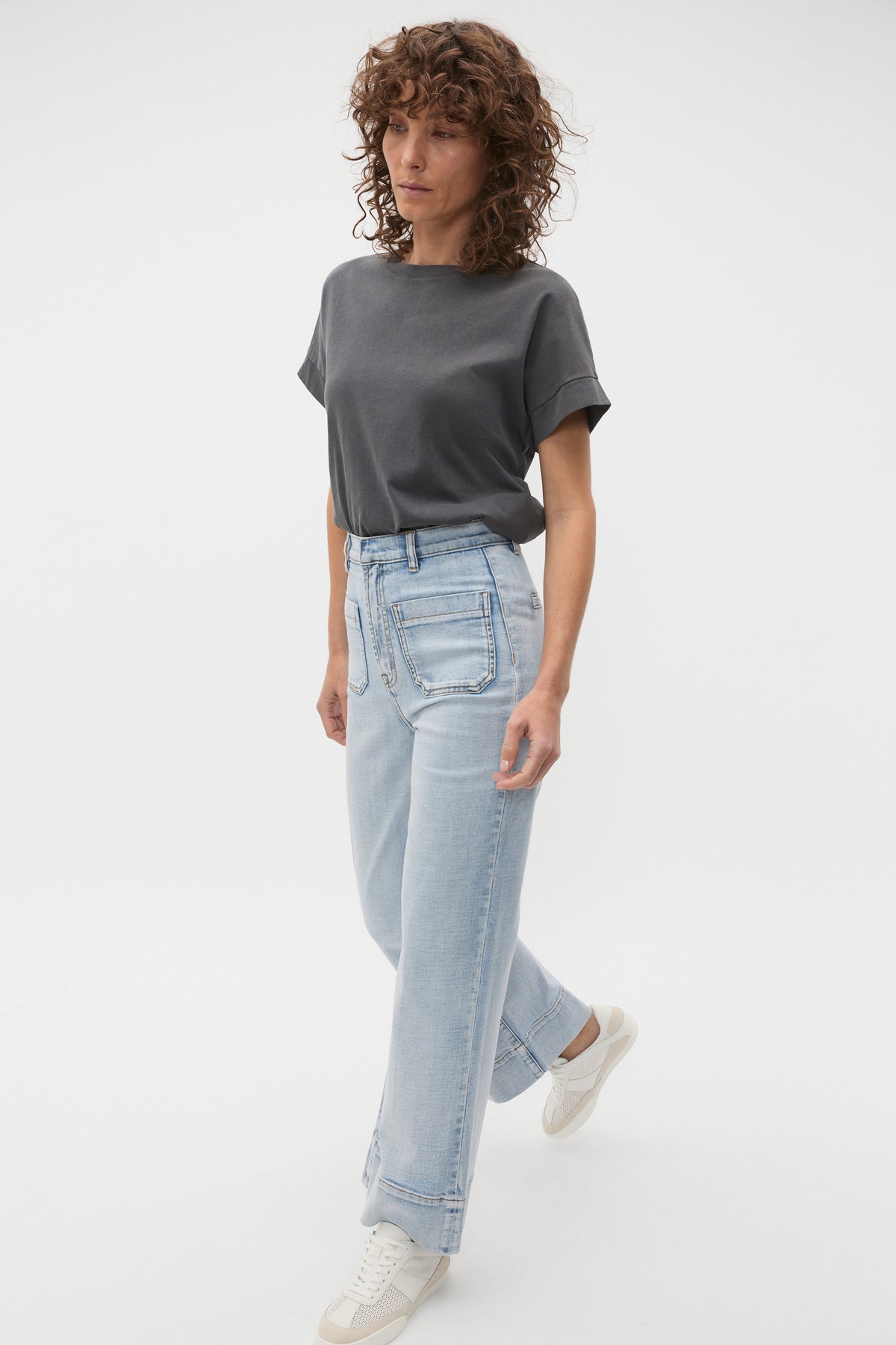 Core Longline Tee
