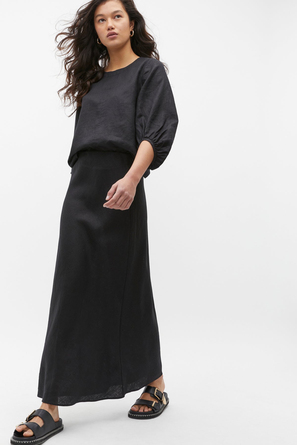 Core Linen Skirt