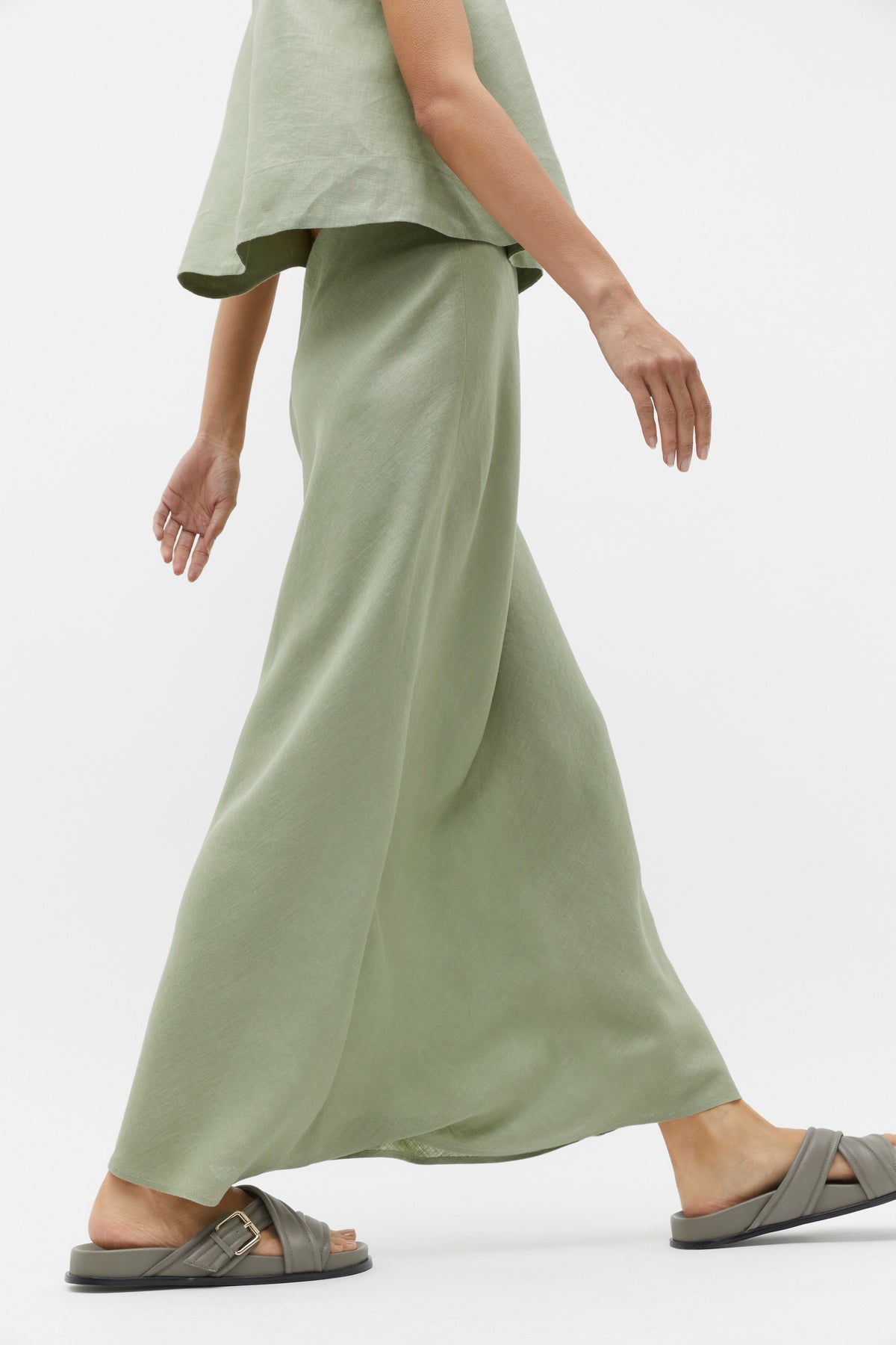 Core Linen Skirt
