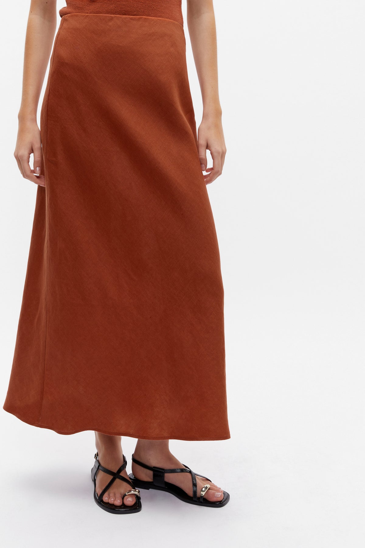 Core Linen Skirt