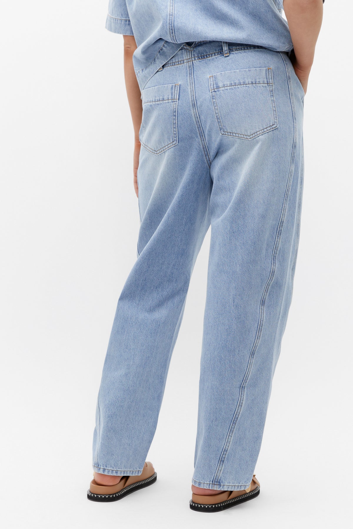 Denim Barrel Leg Jean