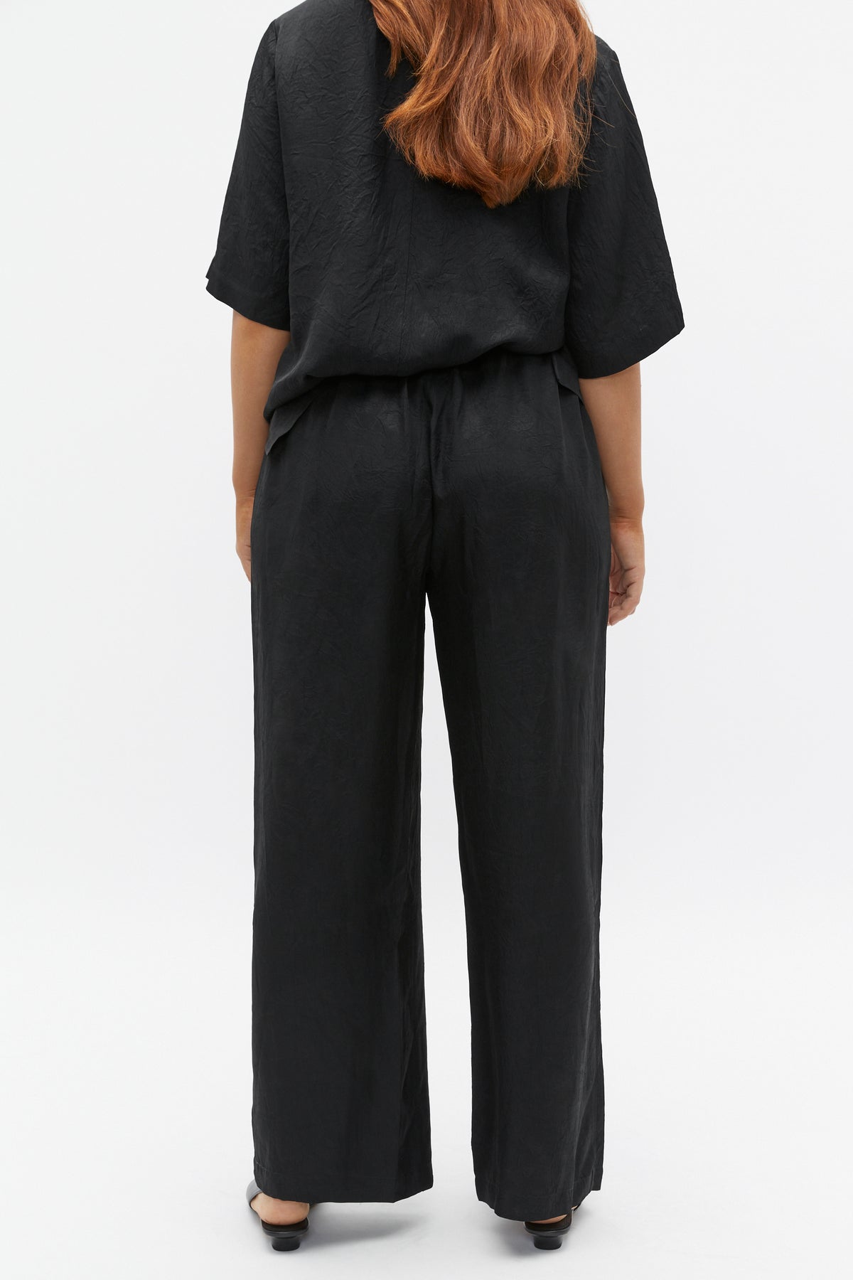 Textured Satin Elasticated Pant