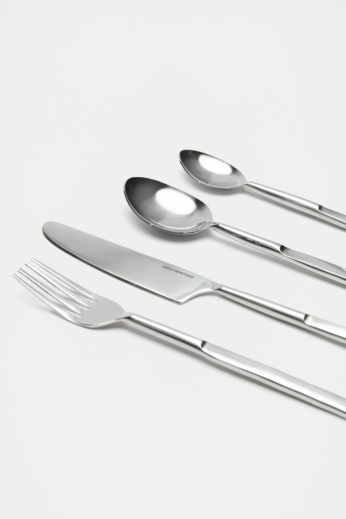 Atlas Cutlery Set of 16