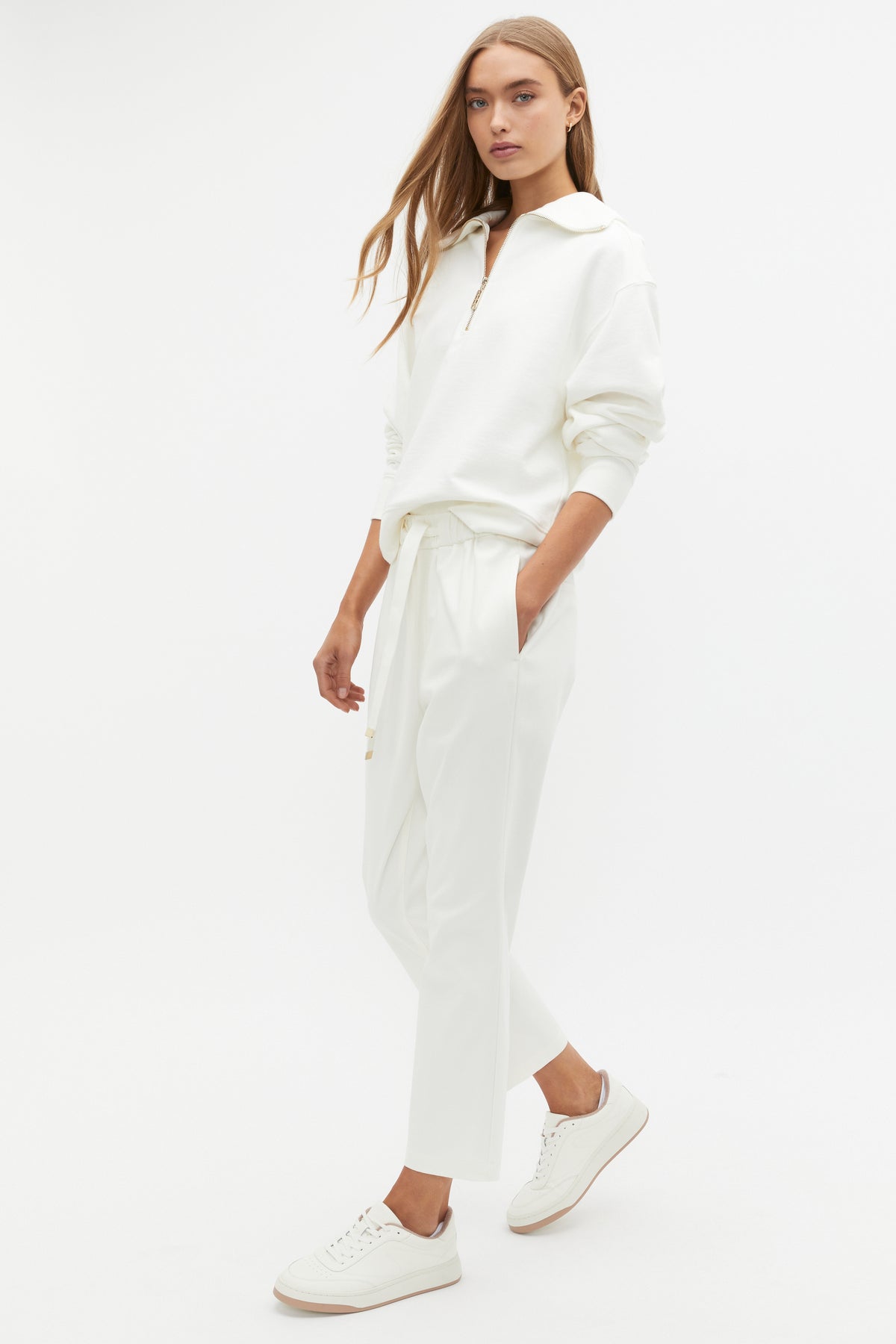 Tapered Leg Tie Pant