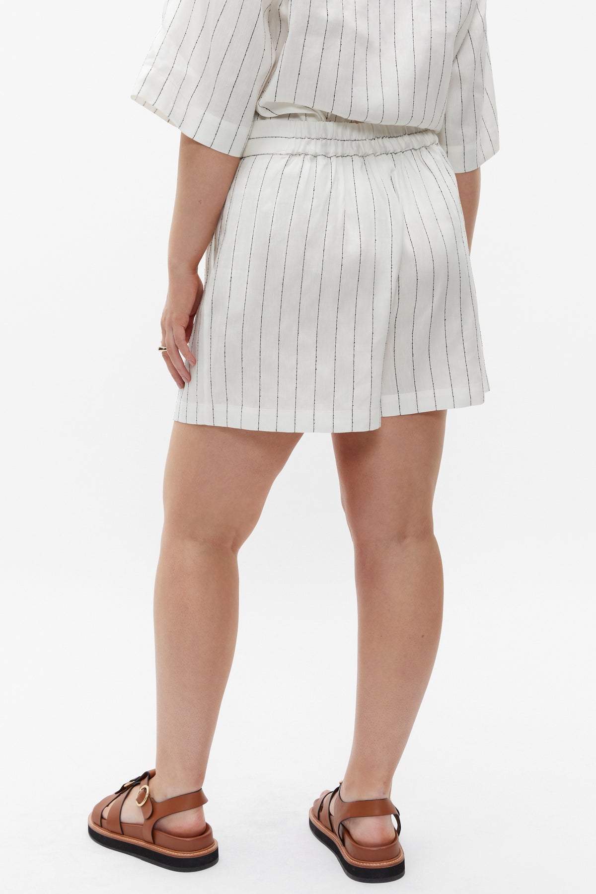 Linear Stripe Short