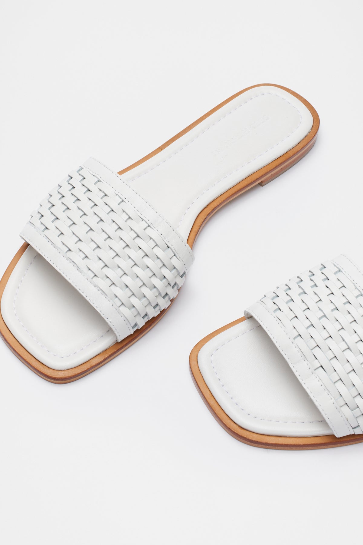 Holly Woven Slide