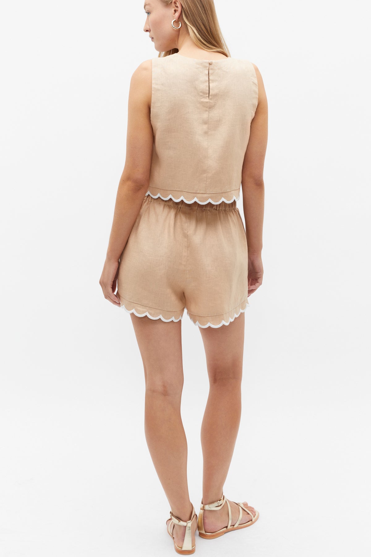 Scallop Shell Top