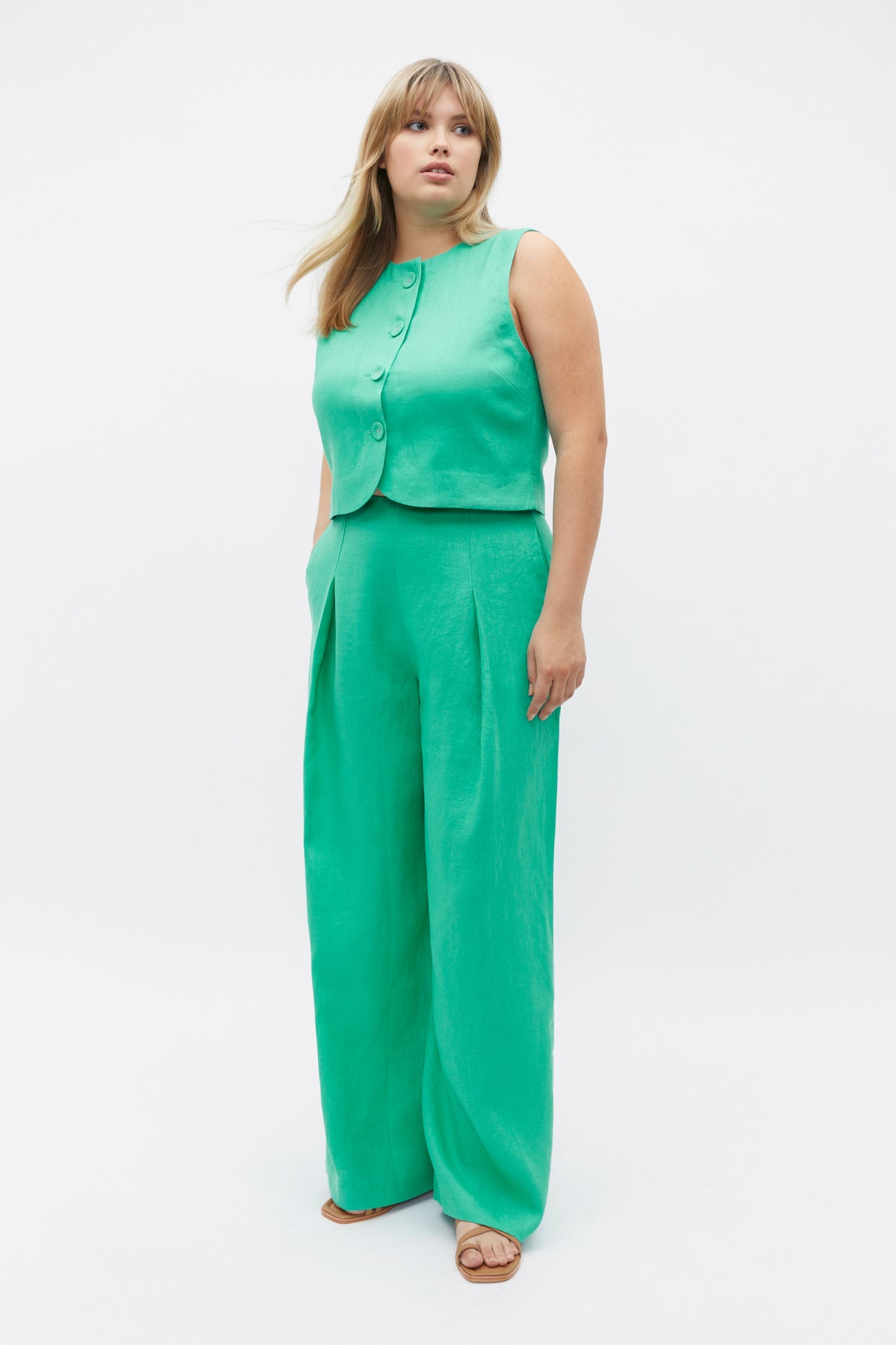 Linen Pleat Front Trouser