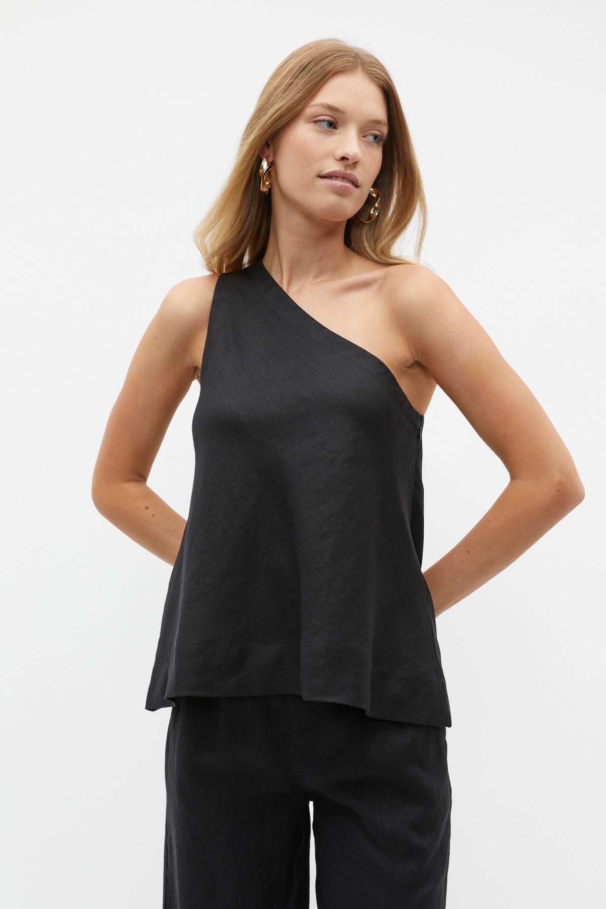 Linen One Shoulder Top