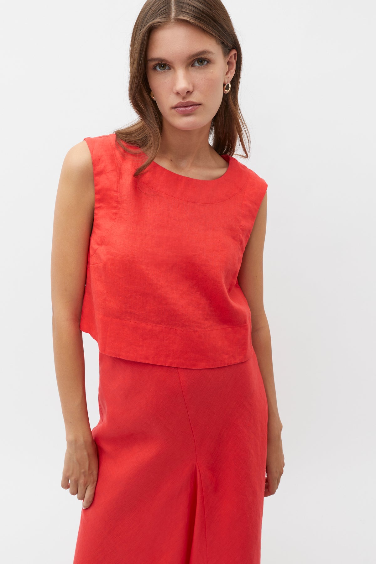 Linen Cropped Shell Top