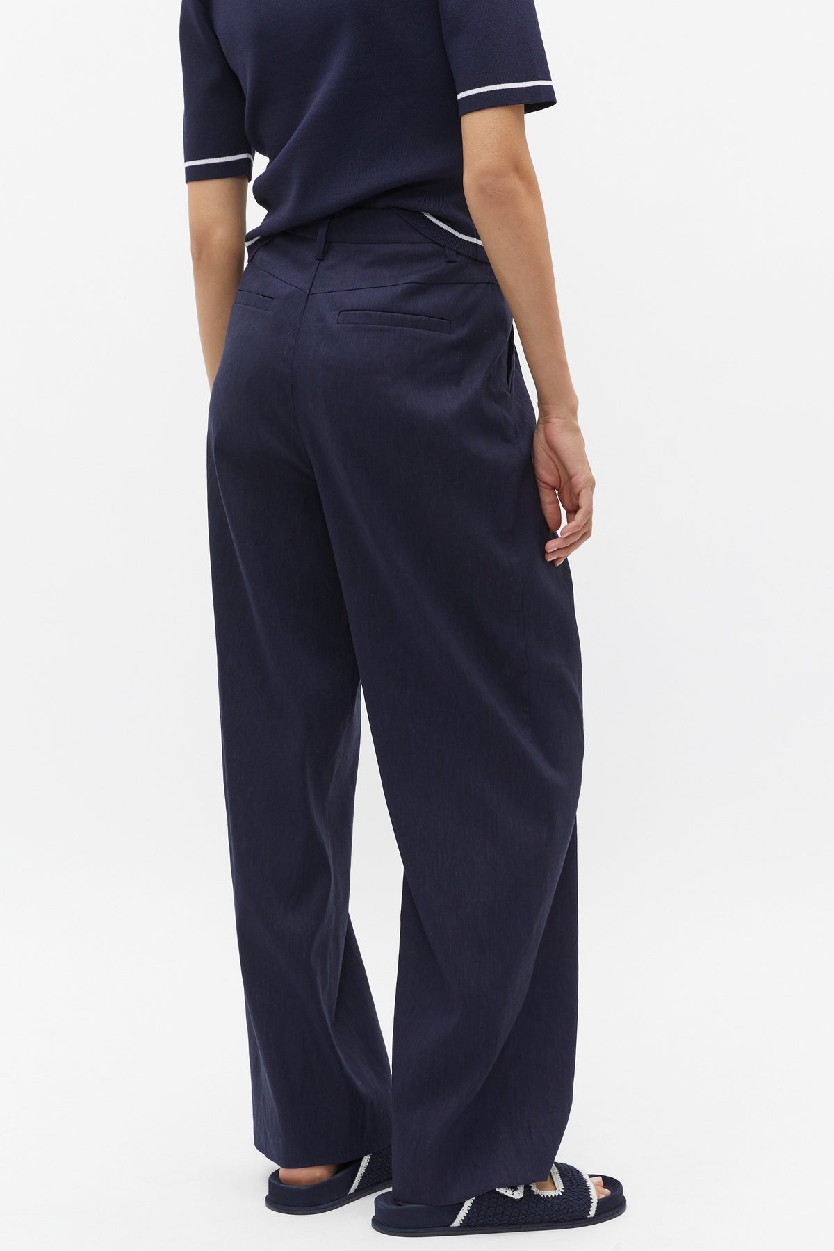 Tailored Pleat Pant