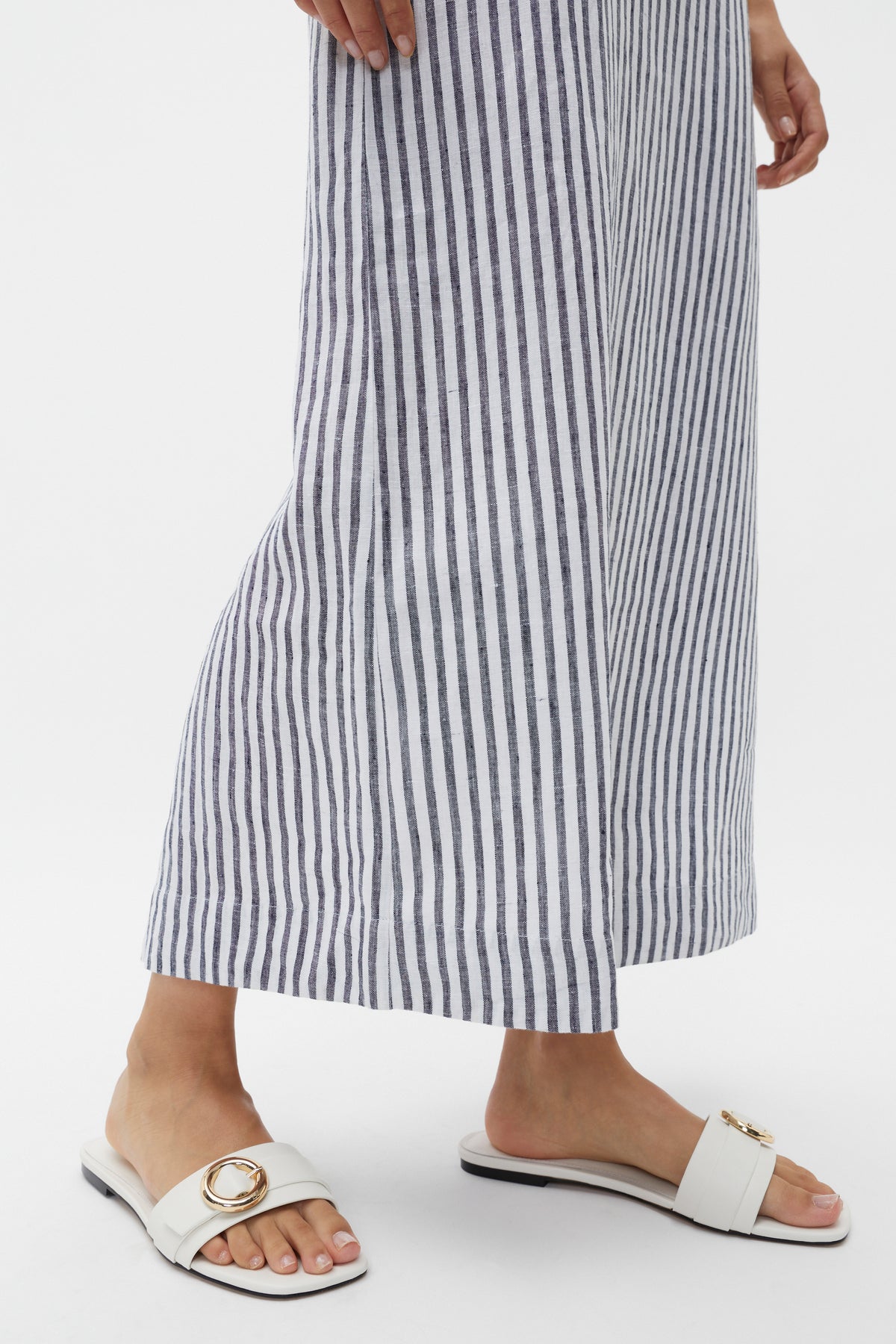 Paris Rounded Buckle Slide